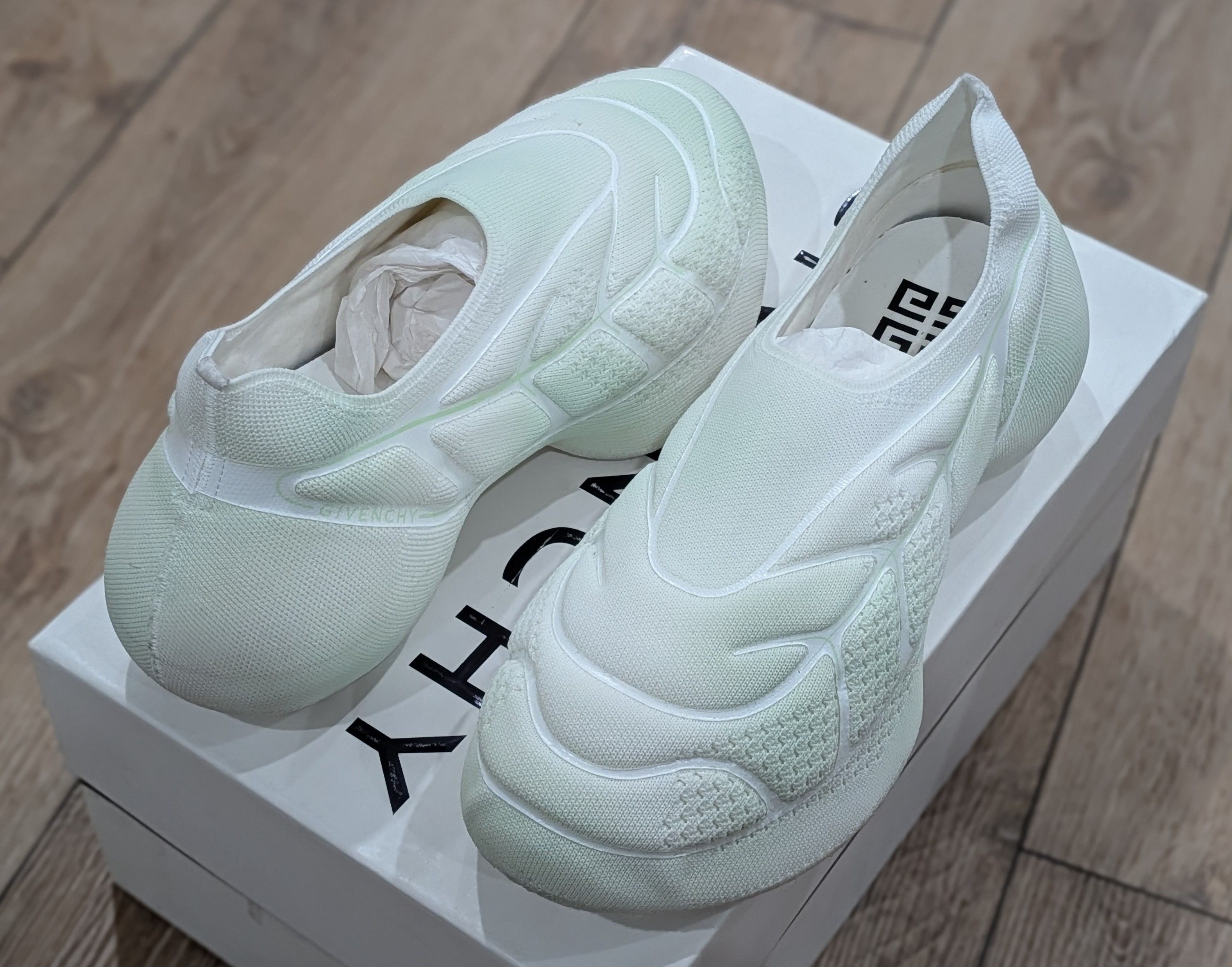 Givenchy Givenchy Scupltural Ombre Low-Top Sneakers White 43 US 10 Size US 10 / EU 43 - 1 Thumbnail