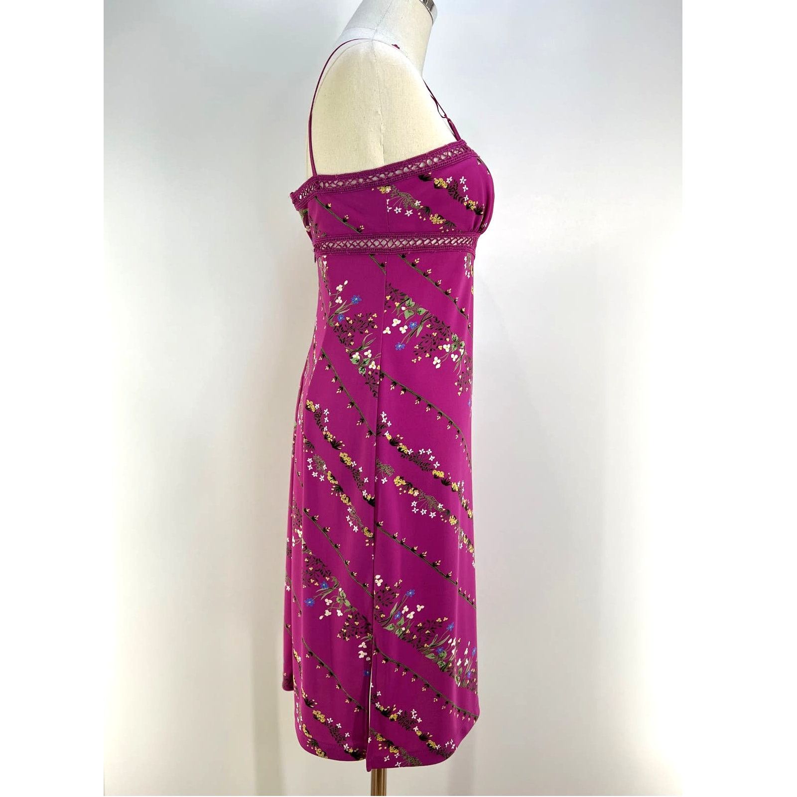 Bcbgmaxazria × Vintage Vintage BCBG Spaghetti Strap Dress Pink Floral Size S / US 4 / IT 40 - 6 Thumbnail