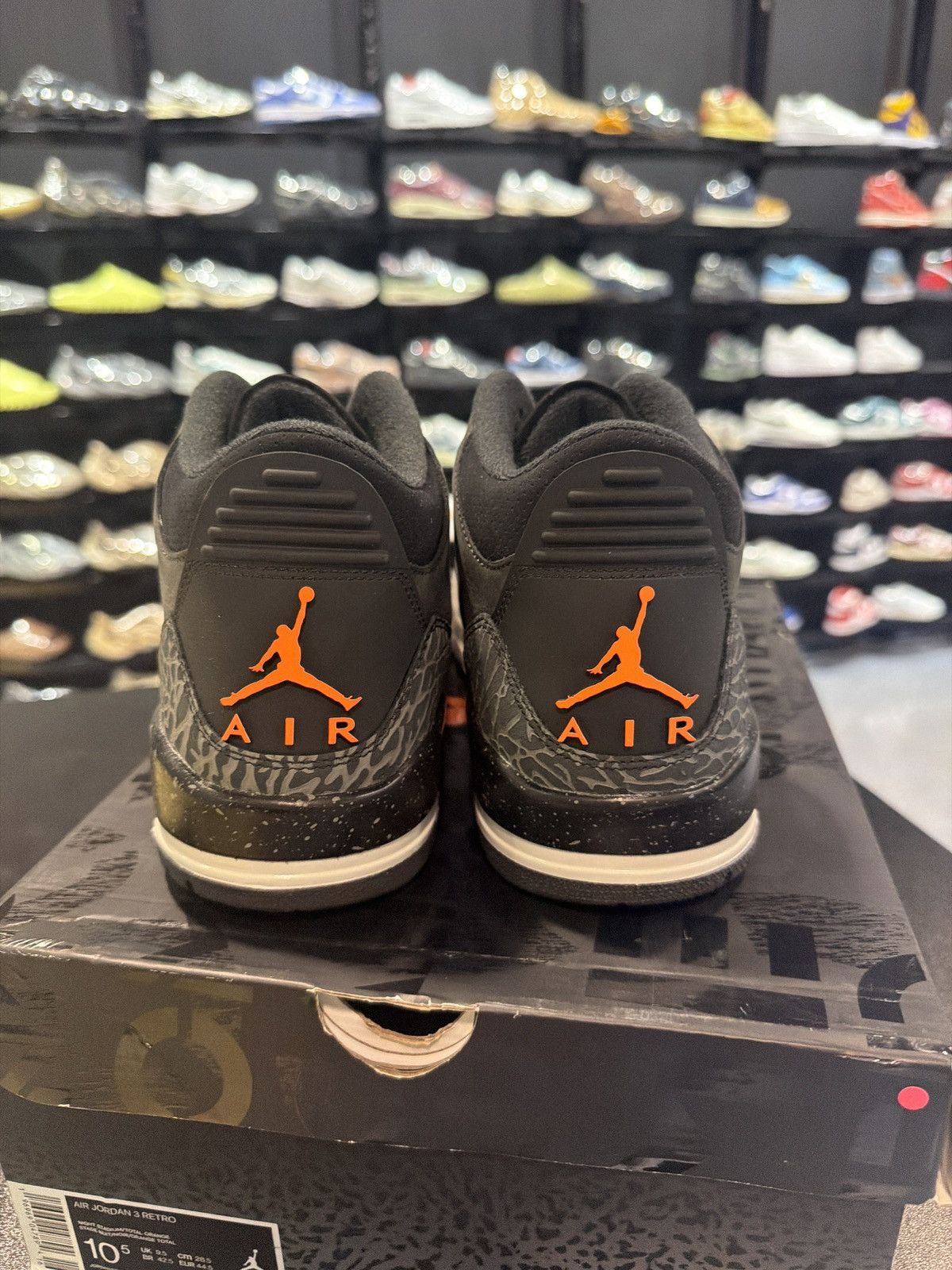 Jordan Brand Jordan 3 Fearless Pack Size-10.5 Brand New Quick Ship Size US 10.5 / EU 43-44 - 4 Thumbnail