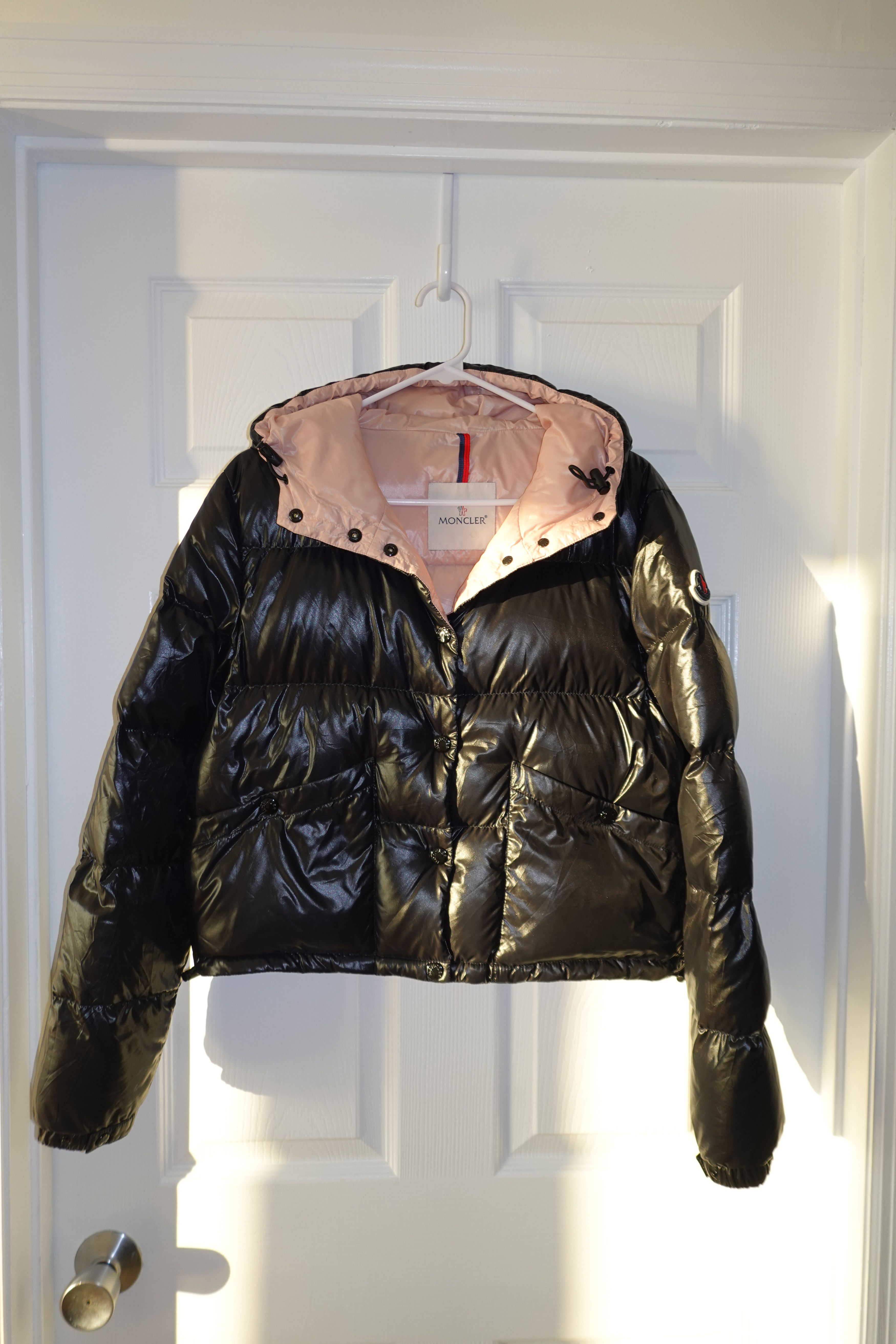Moncler Moncler Bardanette Cropped Down Jacket Size M / US 6-8 / IT 42-44 - 1 Thumbnail