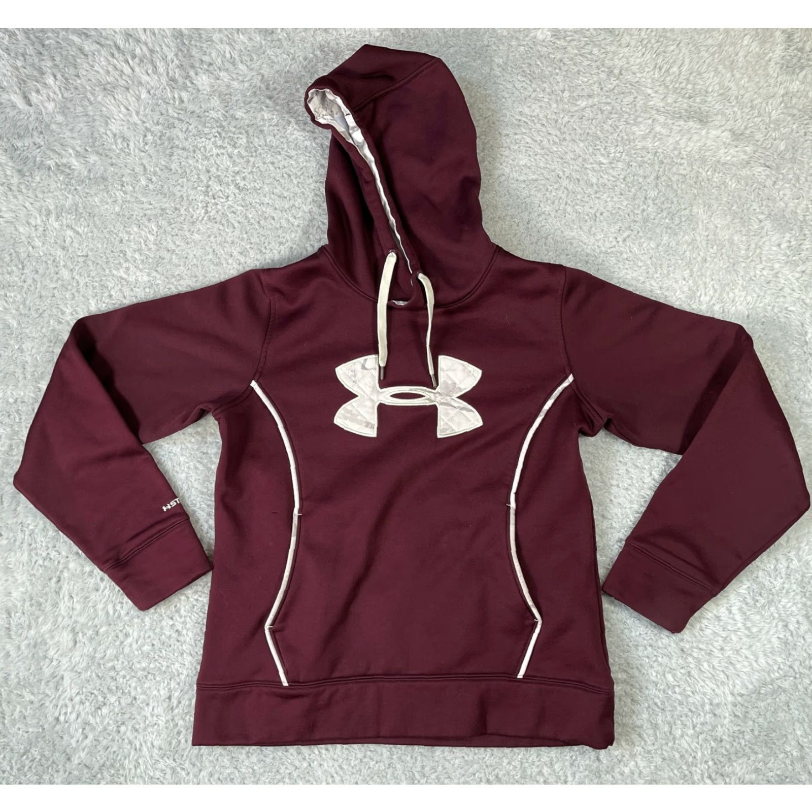 Under Armour Under Armour Hoodie Women M Burgundy Logo Cold Gear Quilted Glow 40 In Chest Long Sleeve Solid red - Adult Womens Size M / US 6-8 / IT 42-44 - 2 Thumbnail