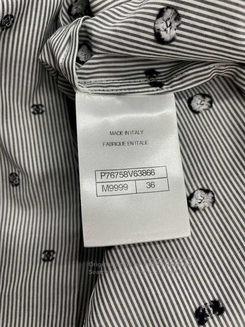 Chanel Chanel Short-sleeved shirt with diamond button striped pol Size XS / US 0-2 / IT 36-38 - 5 Thumbnail