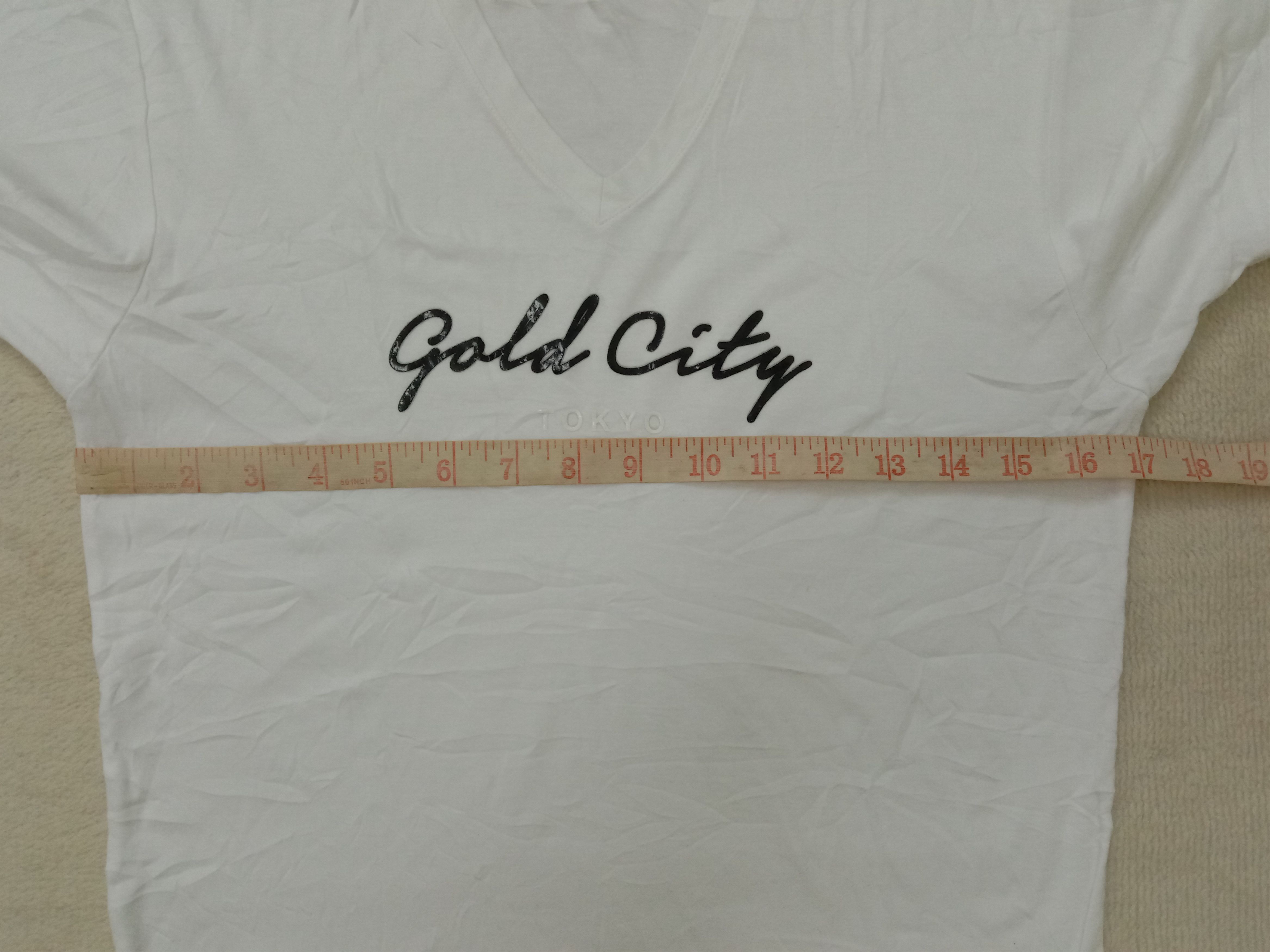 Vanquish Vanquish Gold City Tokyo V-neck Tshirt Size S / US 4 / IT 40 - 7 Thumbnail