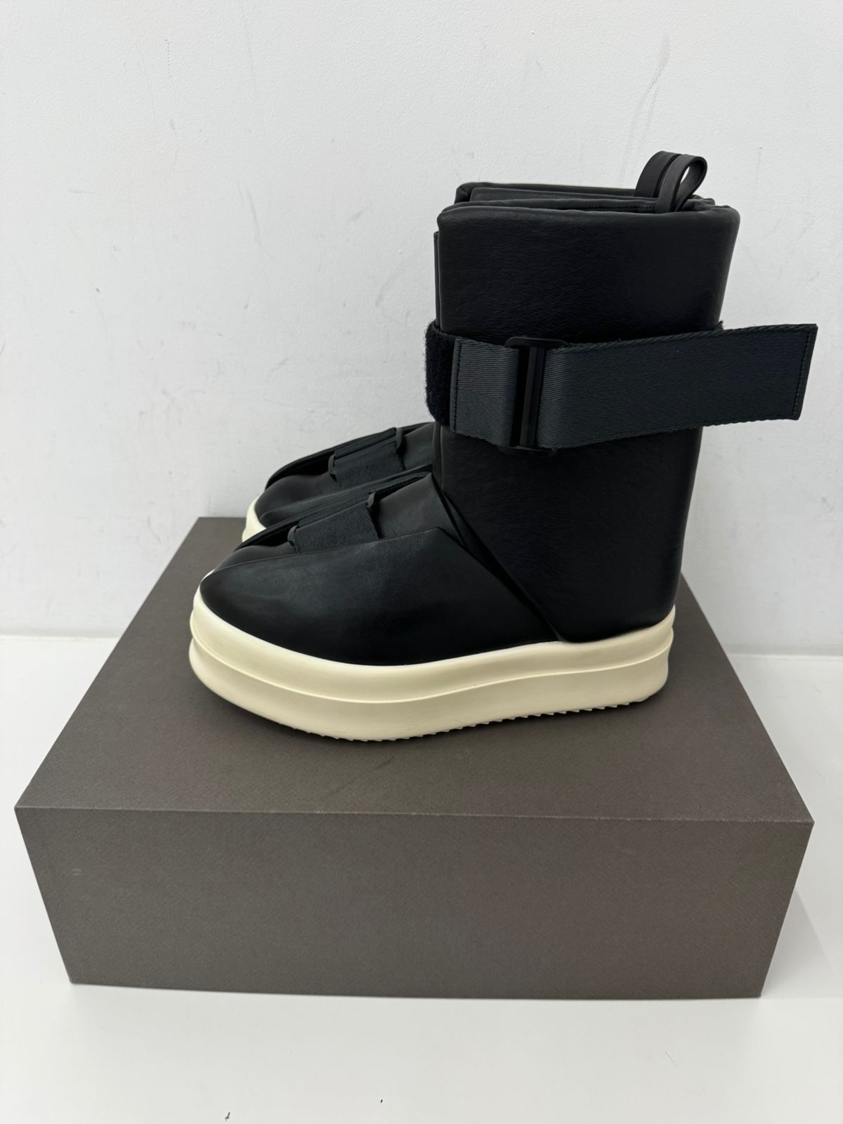 Rick Owens LOW SPLINT SNEAKS - !!RUNWAY!! Size US 9 / EU 42 - 2 Thumbnail