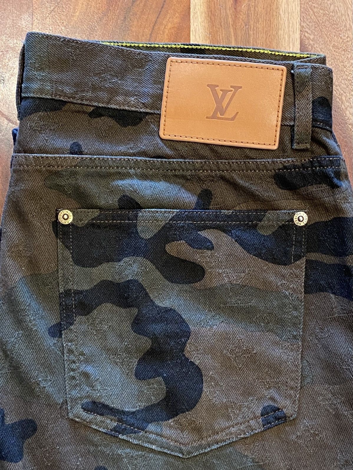 Louis Vuitton × Supreme Louis Vuitton x Supreme Camo Denim Size US 32 / EU 48 - 1 Thumbnail