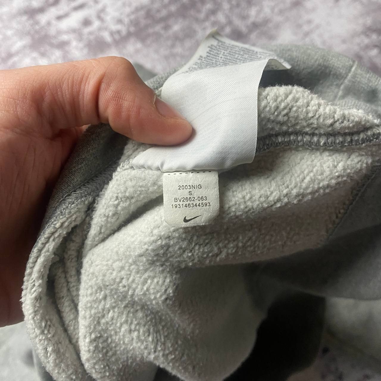 Nike Nike Sweatshirt Grey Vintage Swoosh Sweatshirt Y2K Size US S / EU 44-46 / 1 - 7 Thumbnail