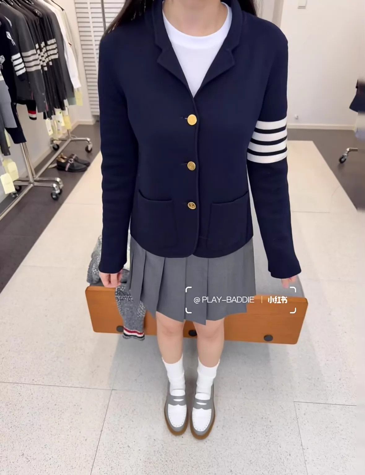 Thom Browne THOM BROWNE Navy Preppy Wool Blazer Vtg Size 36 Size XS / US 0-2 / IT 36-38 - 5 Thumbnail