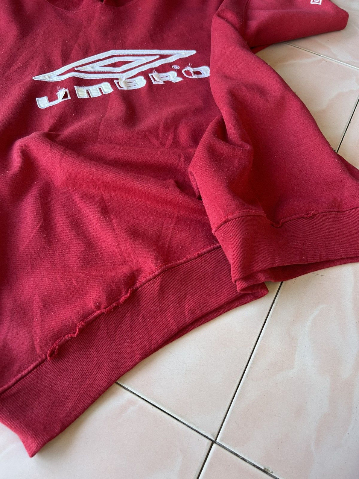 Umbro Vintage Umbro Big Logo Sunfaded Hoodie Size US L / EU 52-54 / 3 - 5 Thumbnail
