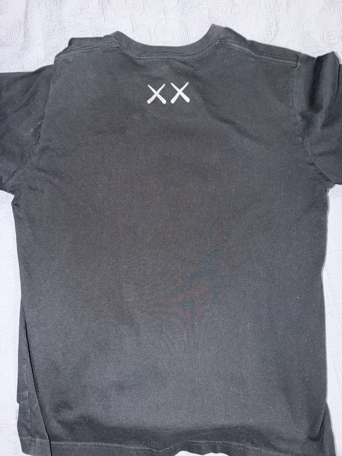 Kaws × Uniqlo Kaws X Uniqlo Size US L / EU 52-54 / 3 - 2 Thumbnail