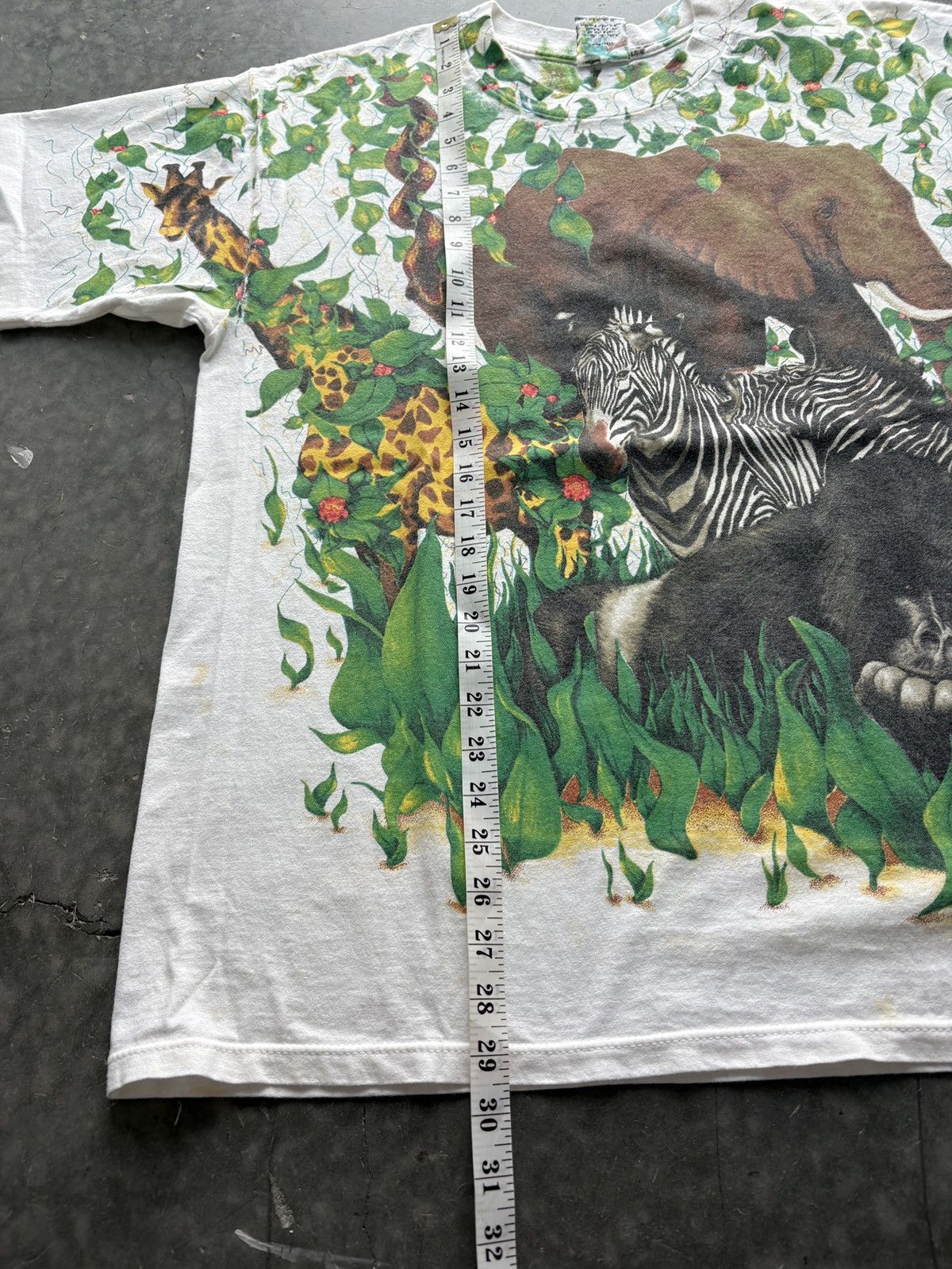 Vintage Vintage 90s Wild Oats Safari AOP Graphic Tee Size US XL / EU 56 / 4 - 13 Thumbnail