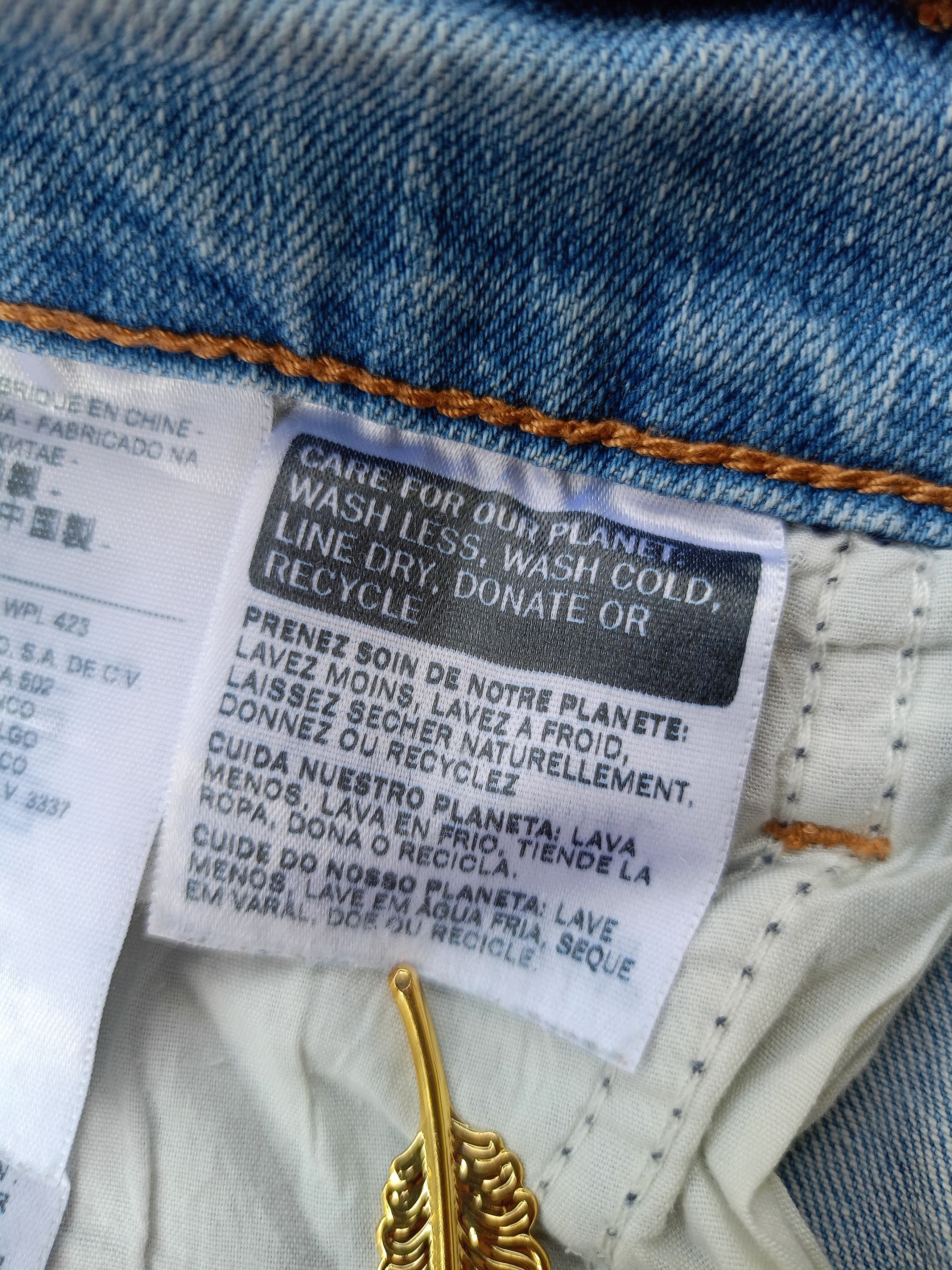 Levi's Levi's Borrowed from The Boys Light Blue Distressed Denim Size 30" / US 8 / IT 44 - 9 Thumbnail
