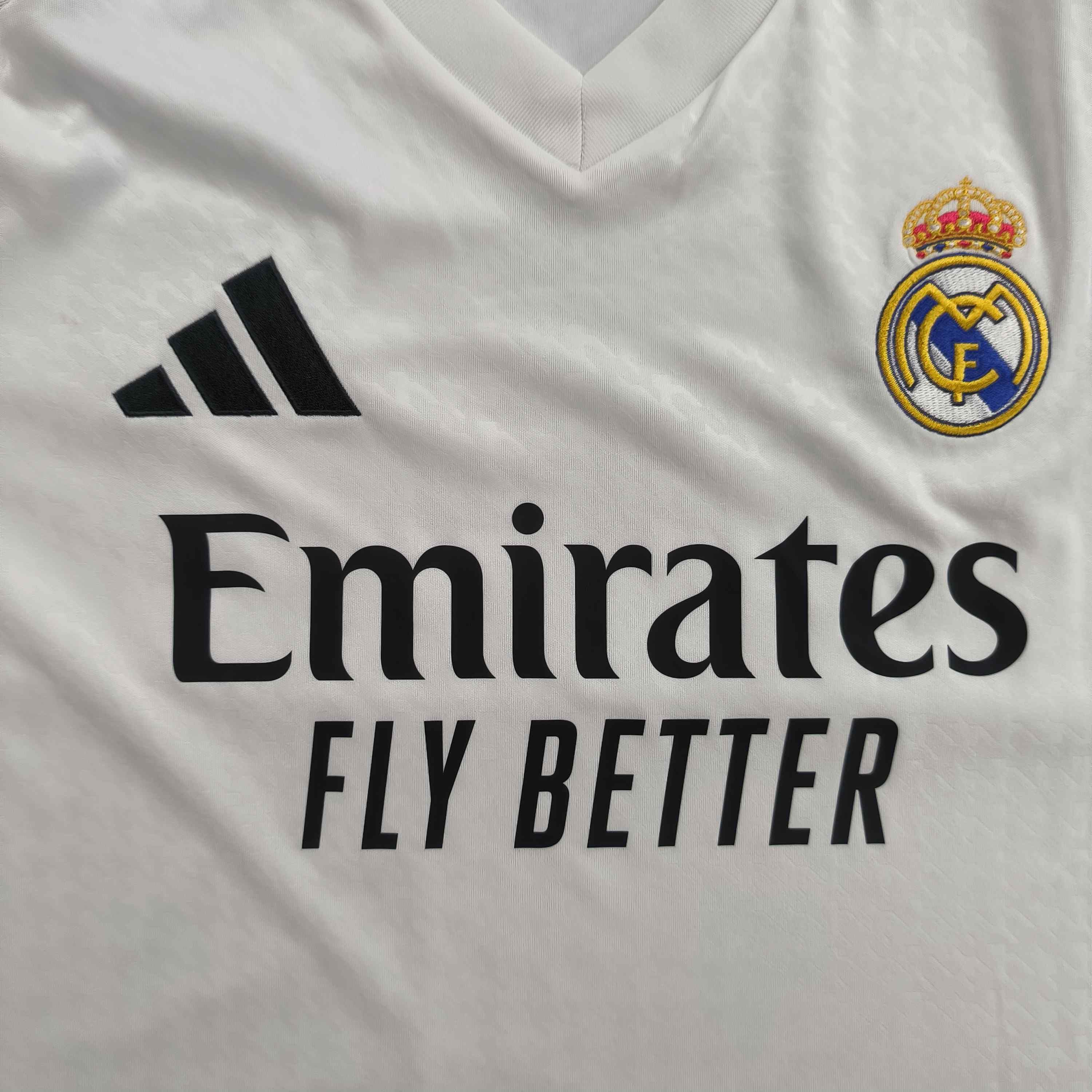 Adidas Real Madrid 24-25 Adidas home football jersey shirt size XL Size US XL / EU 56 / 4 - 3 Thumbnail
