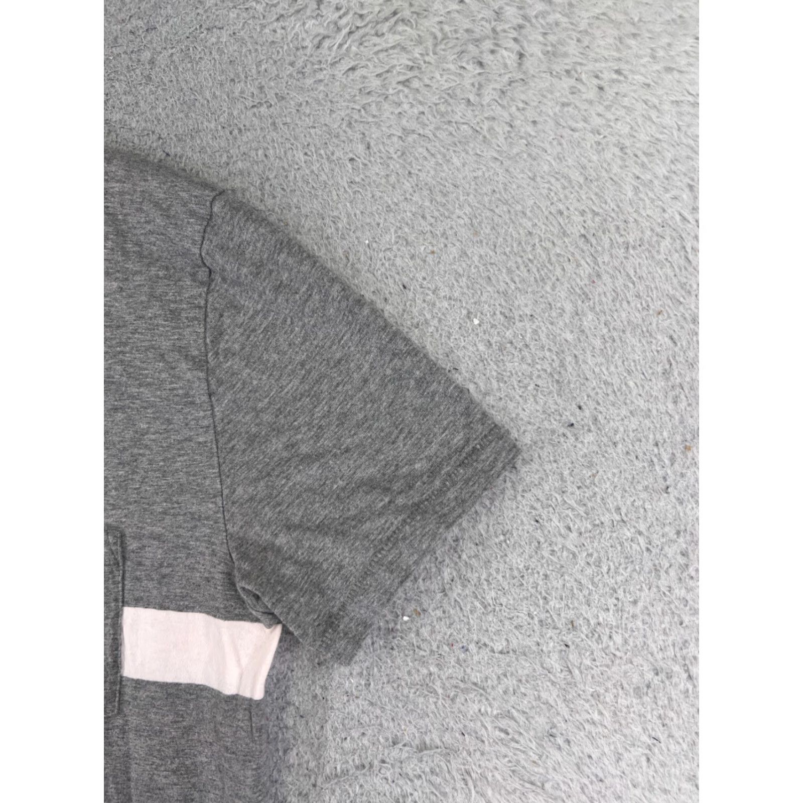 Abercrombie & Fitch Abercrombie & Fitch Shirt Mens Medium Gray White Stripe Crew Neck Short Sleeve Jersey T-Shirt USA Size US S / EU 44-46 / 1 - 2 Thumbnail