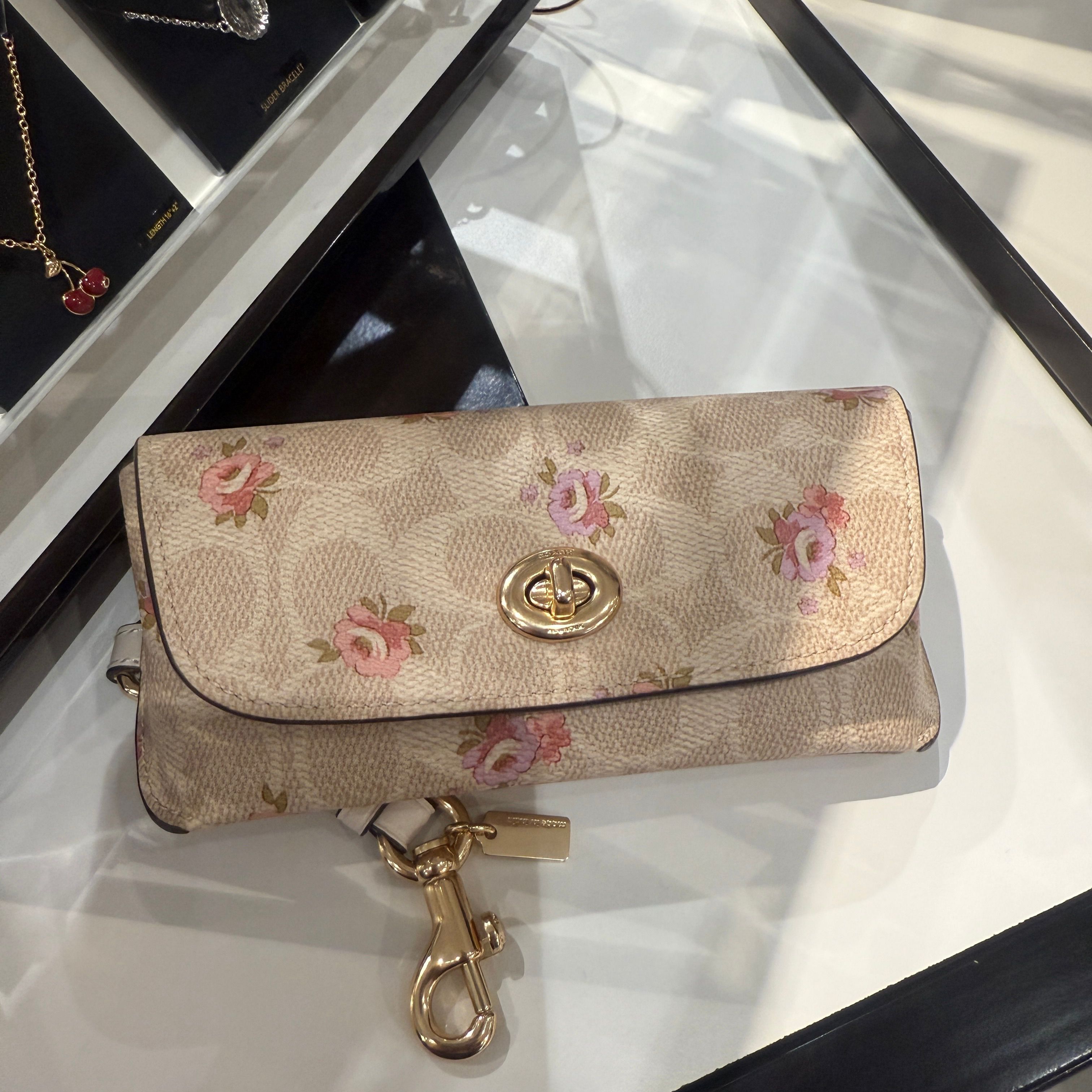 coach Sunglass Case With Floral Print cap68