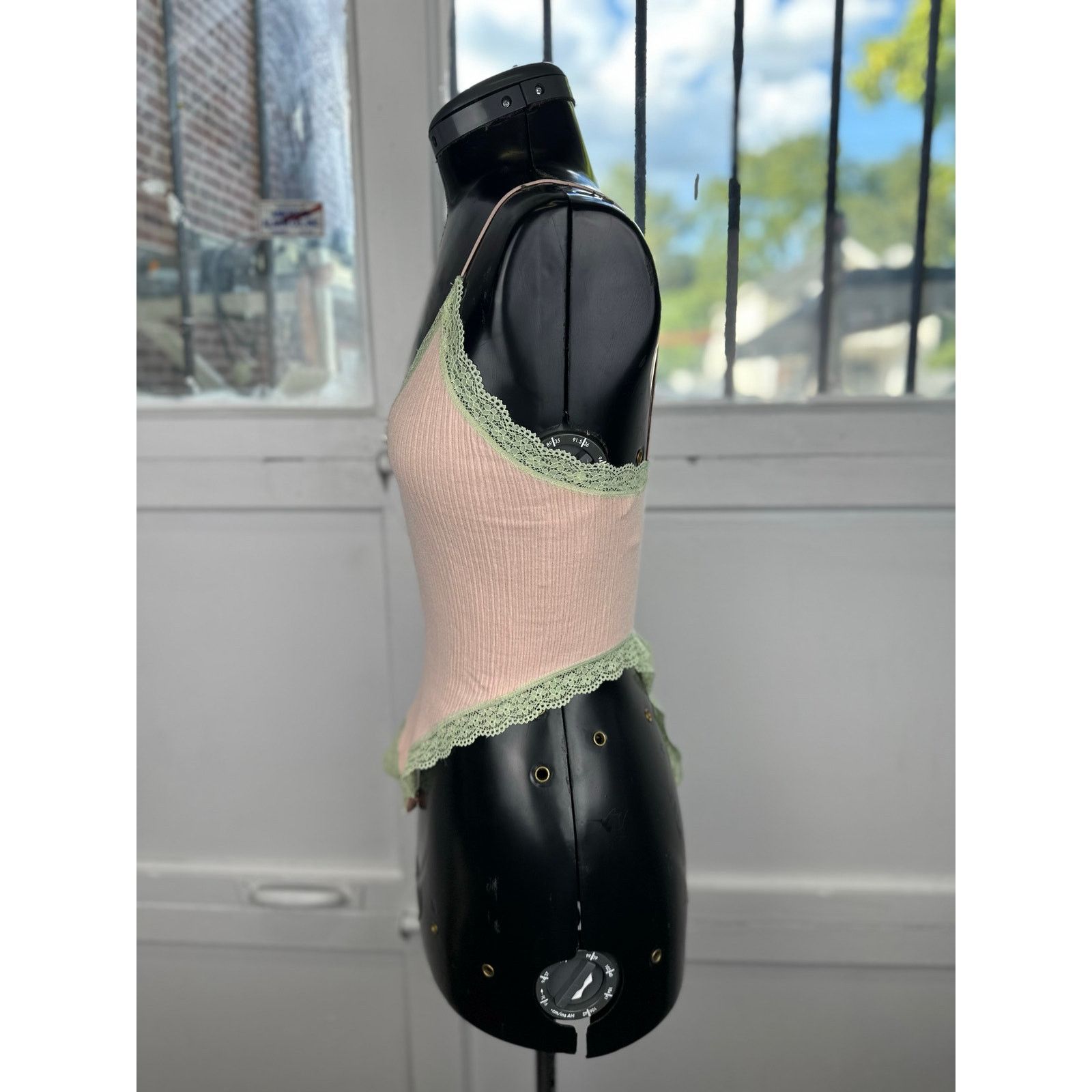 Urban Outfitters Urban Outfitters Out From Under Pink Ribbed Bodysuit Size XS Size XS / US 0-2 / IT 36-38 - 4 Thumbnail