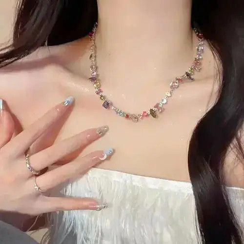 Jewelry Colorful Crystal Necklace Size ONE SIZE - 2 Thumbnail
