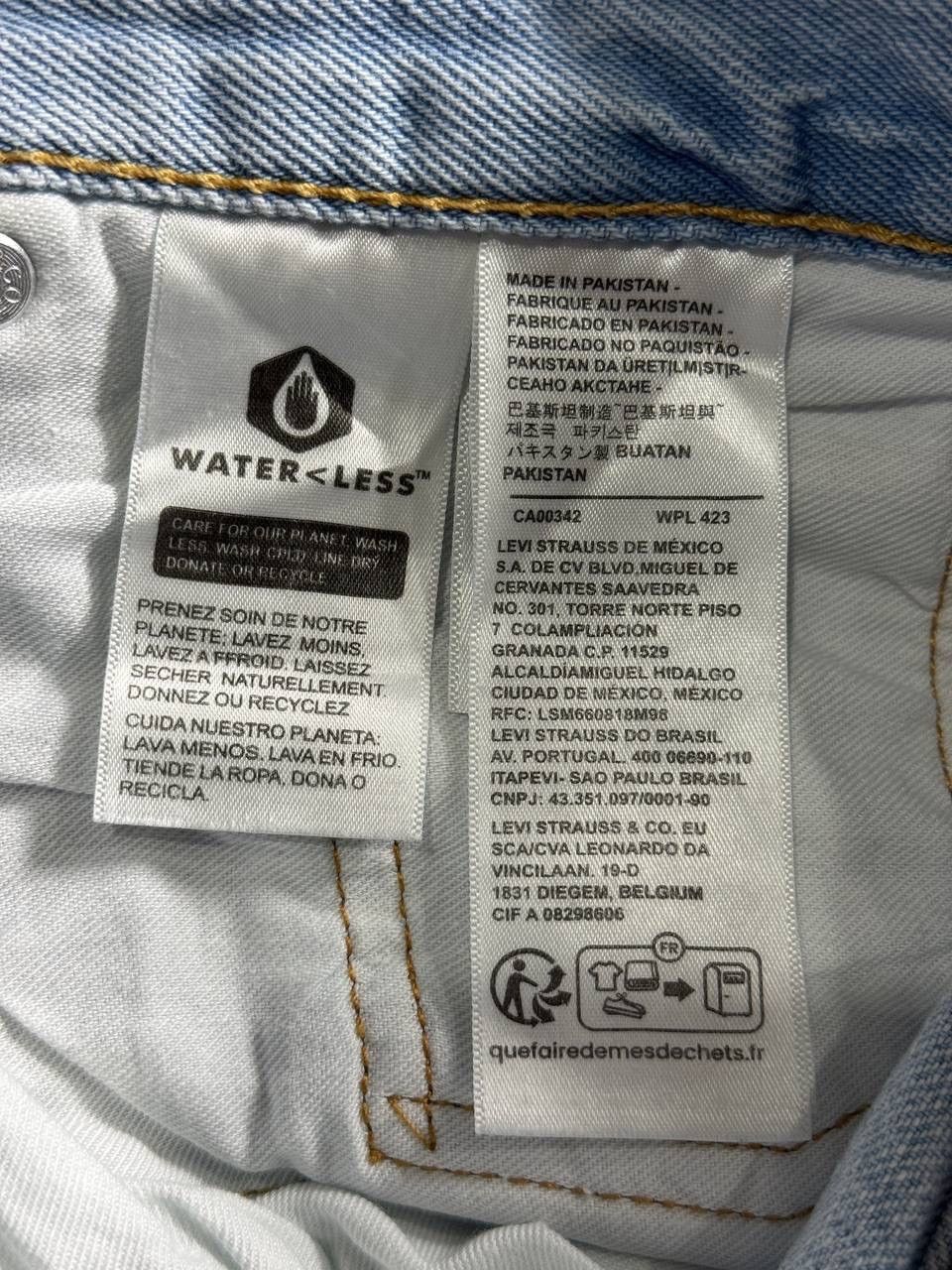 Levi's Levi’s 501 Thermodapt Jeans in Light Blue W32 L30 Size US 32 / EU 48 - 6 Thumbnail