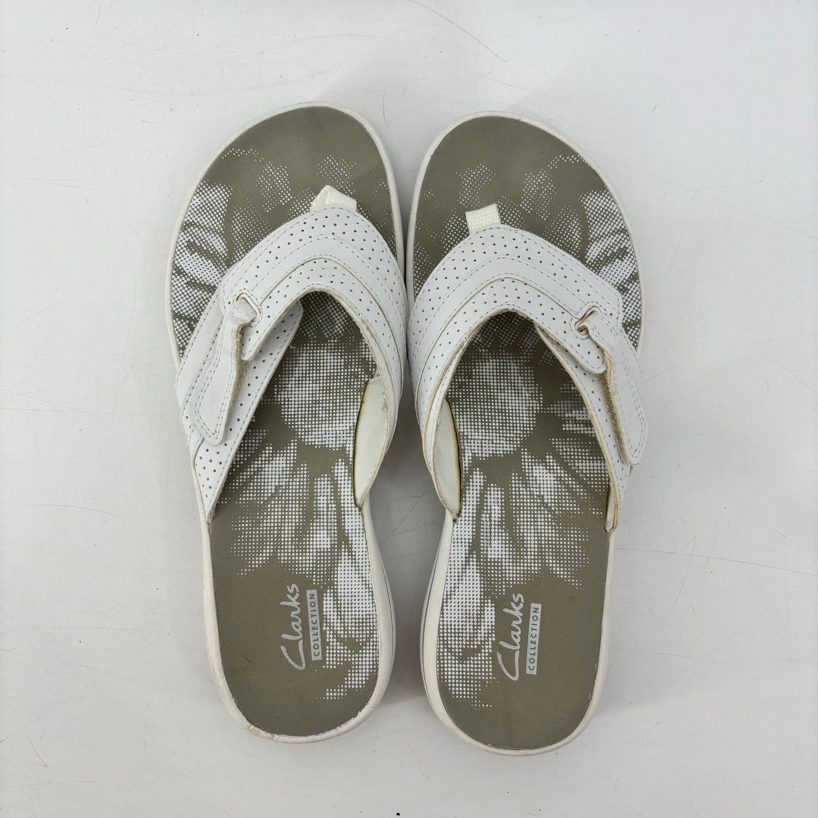 Clarks Clarks Womens Size 7 Breeze Sea Flip Flop Sandals White Size US 7 / IT 37 - 6 Thumbnail