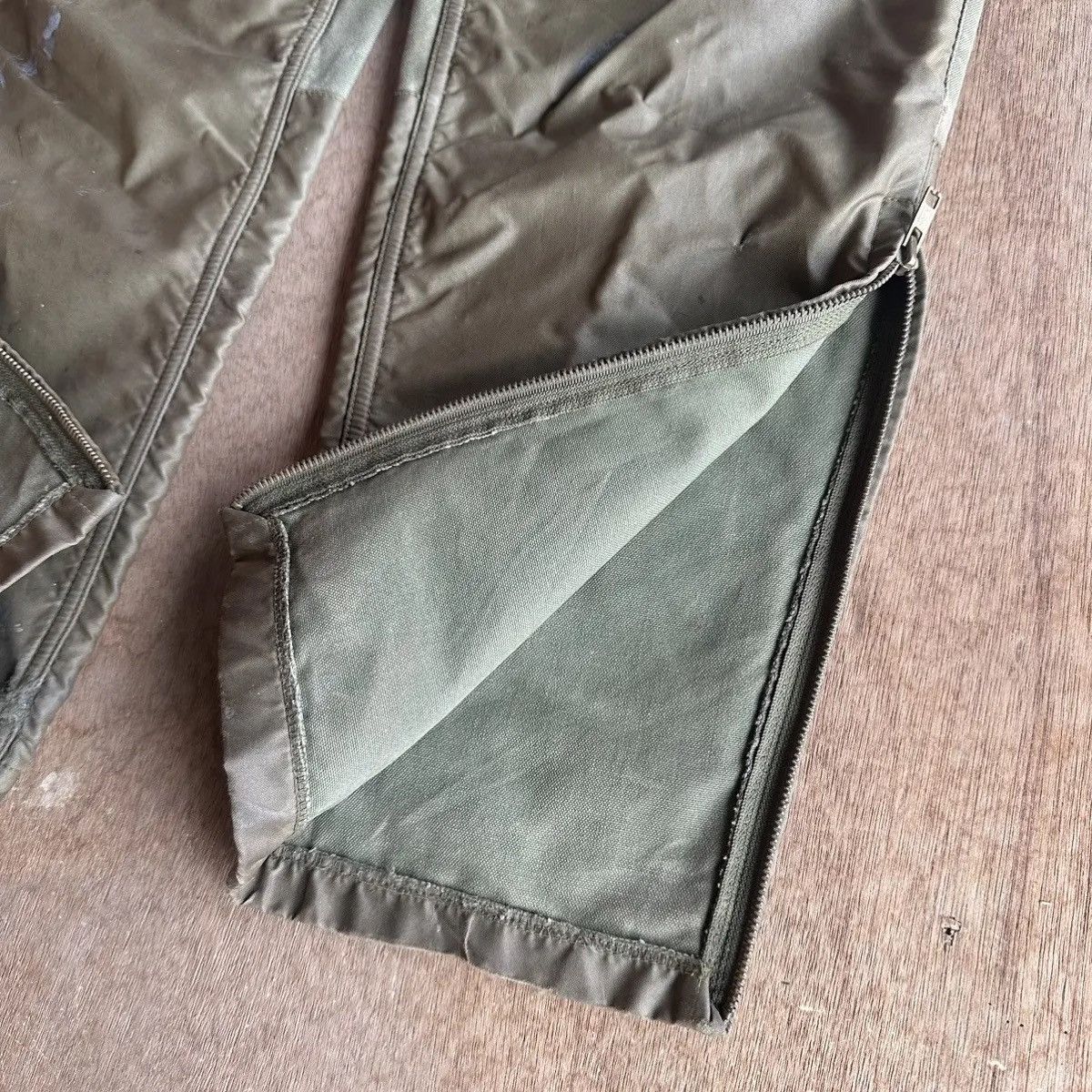 DAIWA STEALS💥90’s Vintage TIMBERLINE DoubleKnee Rusty Dirty Pants Size US 29 - 13 Thumbnail