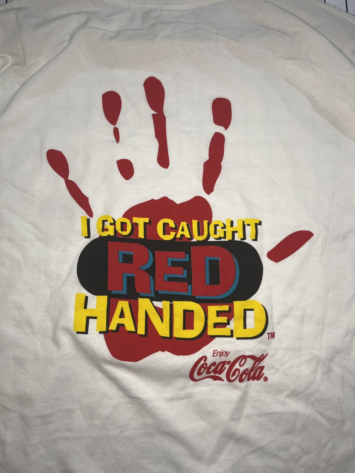 Coca Cola I GOT CAUGHT RED HANDED COCA COLA LONG SLEEVE TEE Size US XL / EU 56 / 4 - 4 Thumbnail