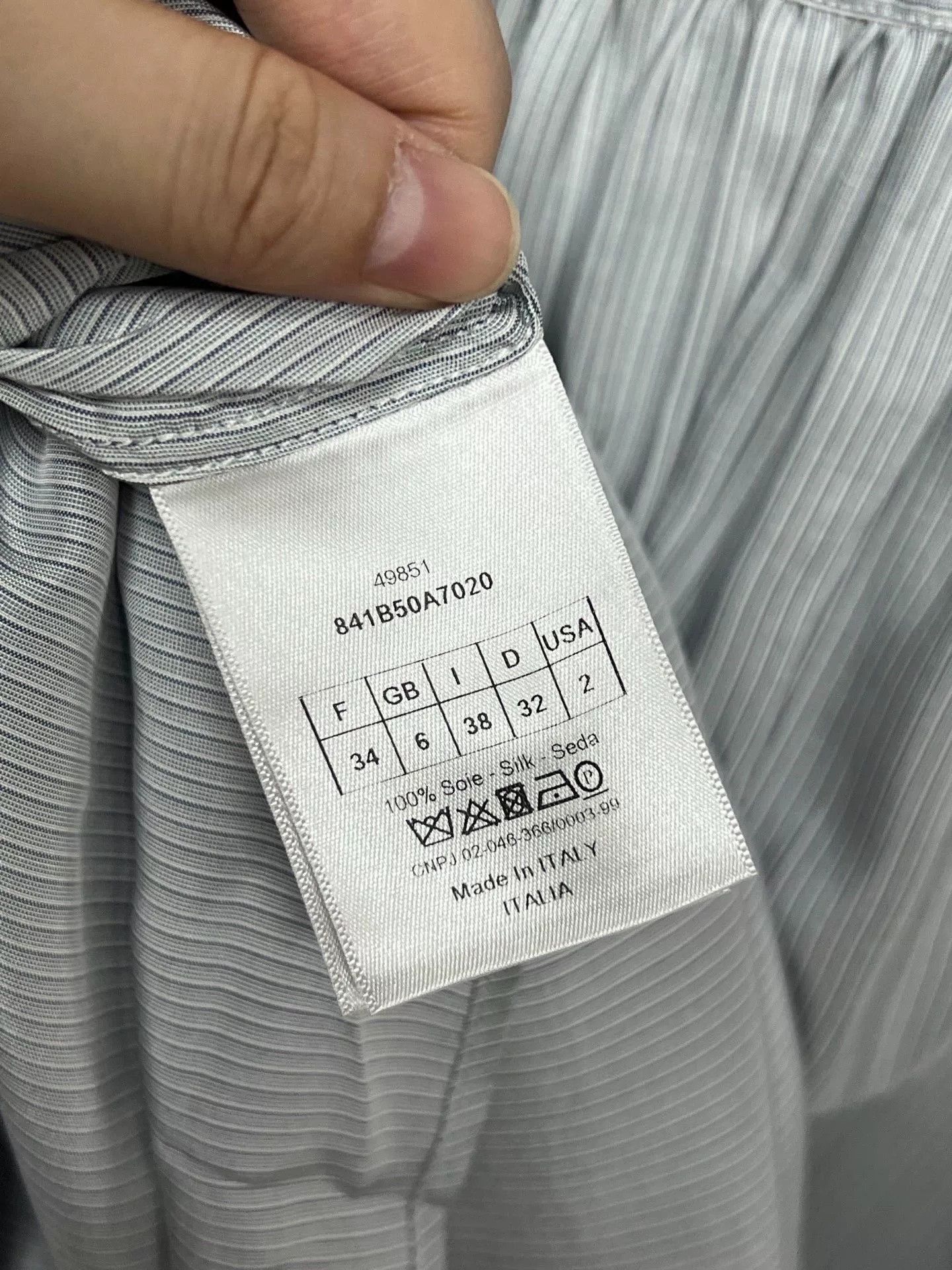 Dior Dior Gray Embroidered Bee Accordion Collar Shirt Dress Size US 30 / EU 46 - 4 Thumbnail