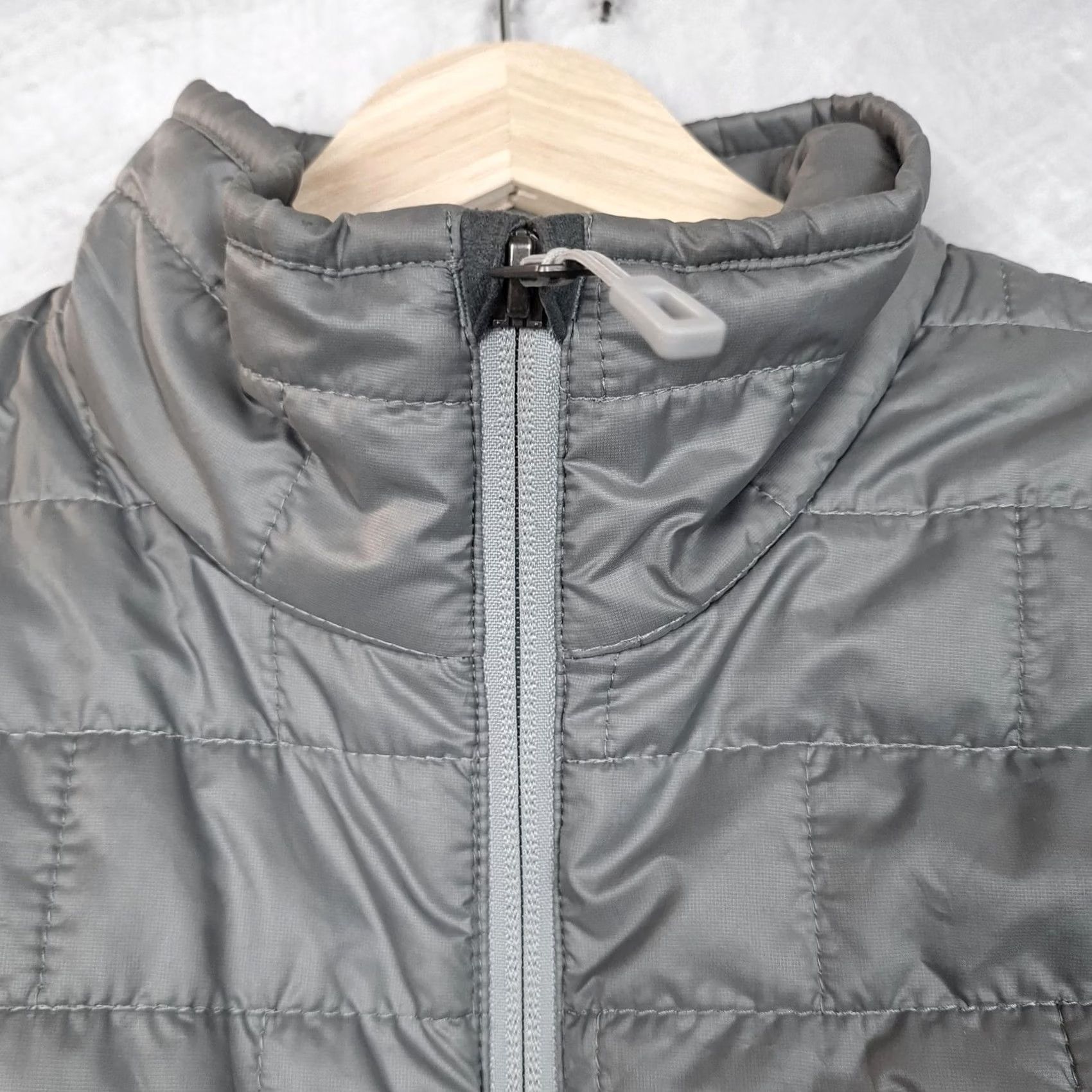 Patagonia Patagonia Nano Puff Vest Womens Small Gray Primaloft Insulated Lightweight Quilted Full Zip Pockets Logo Size S / US 4 / IT 40 - 2 Thumbnail