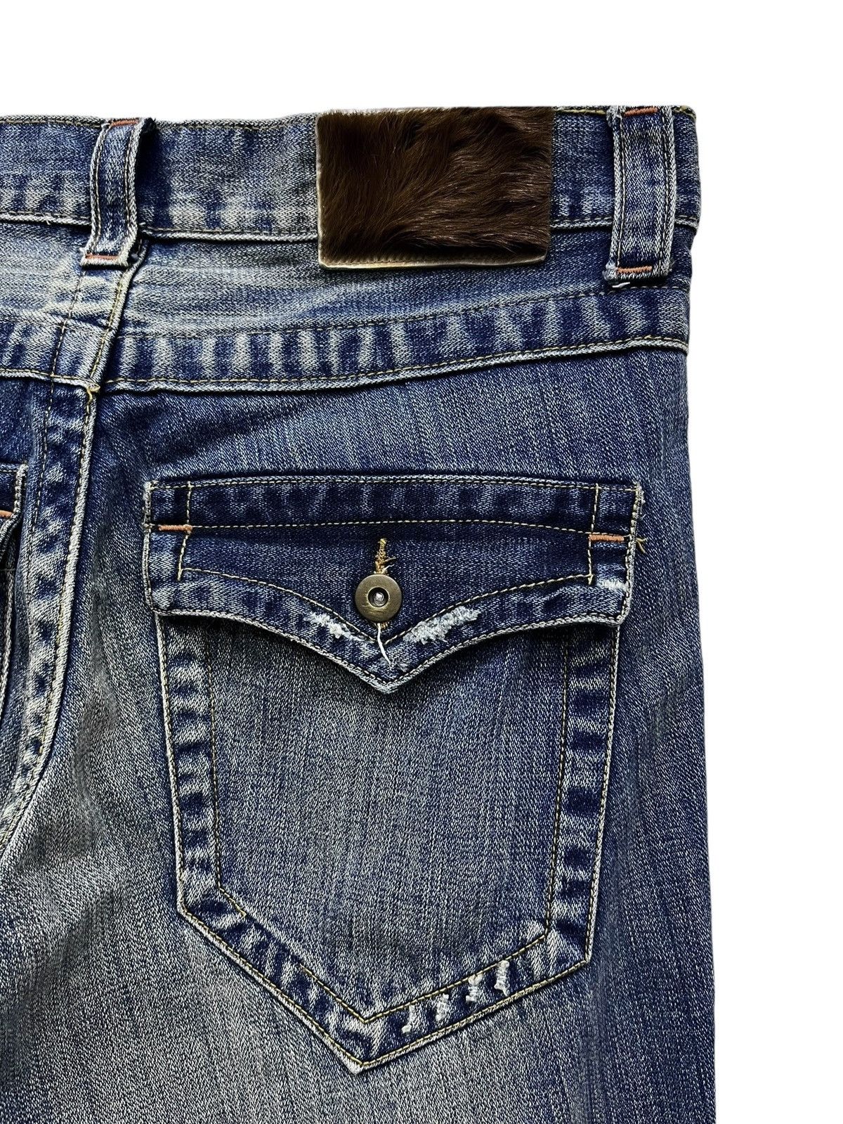 JUN MEN 🔥FYE🔥Vintage JUN MEN FADE OUT BLUE FLARE Jeans Size US 31 - 9 Thumbnail