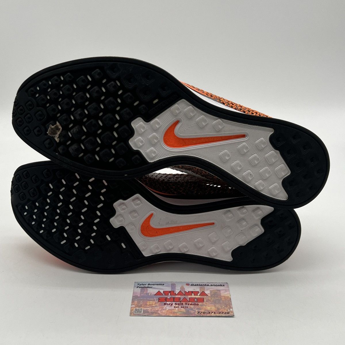 Nike Flyknit racer total orange Size US 11 / EU 44 - 7 Thumbnail