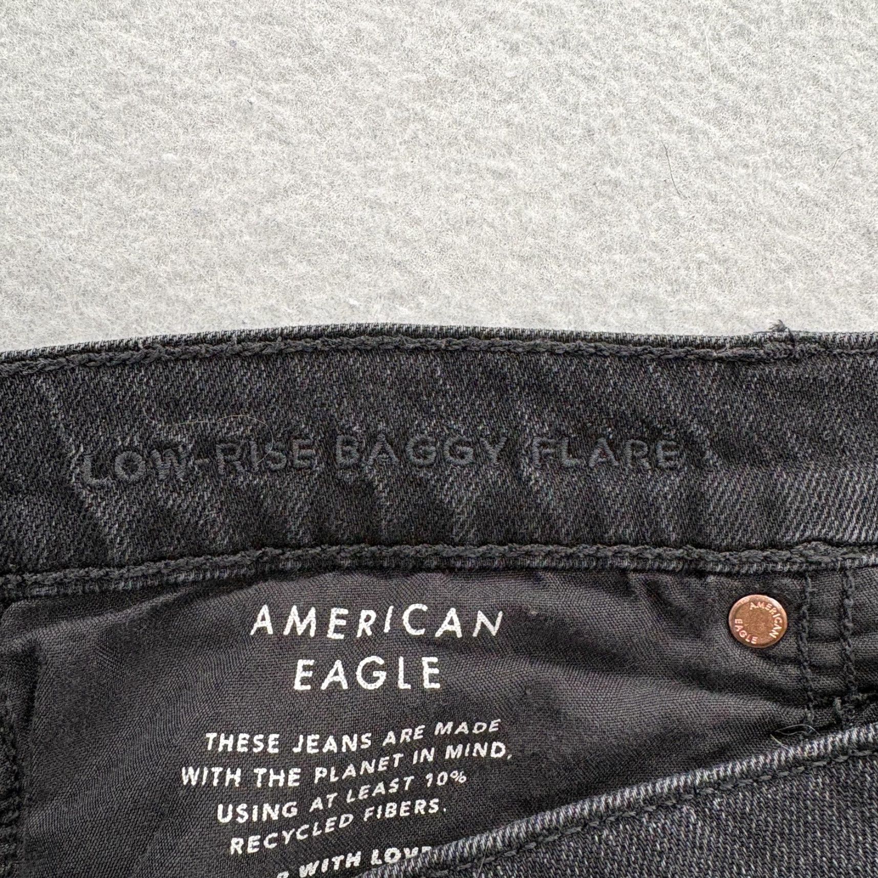 American Eagle Outfitters American Eagle Outfitters Jeans Flared Distressed Low-Rise Baggy Womens 12 Short Charcoal Wash Black 5-Pocket Denim Vintage No Size 34" / US 12 / IT 48 - 5 Thumbnail