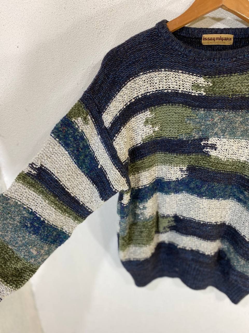 Issey Miyake vintage issey miyake knitwear very nice design Size US L / EU 52-54 / 3 - 2 Thumbnail