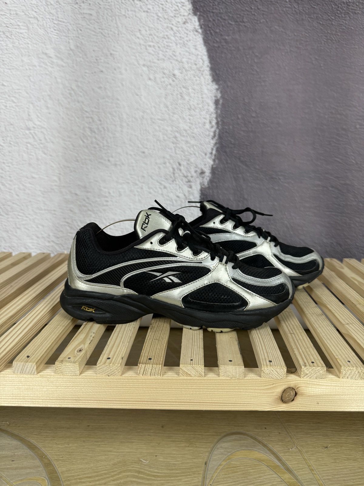 Reebok Reebok Dmx vintage black silver low top sneakers Size US 7.5 / EU 40-41 - 1 Thumbnail
