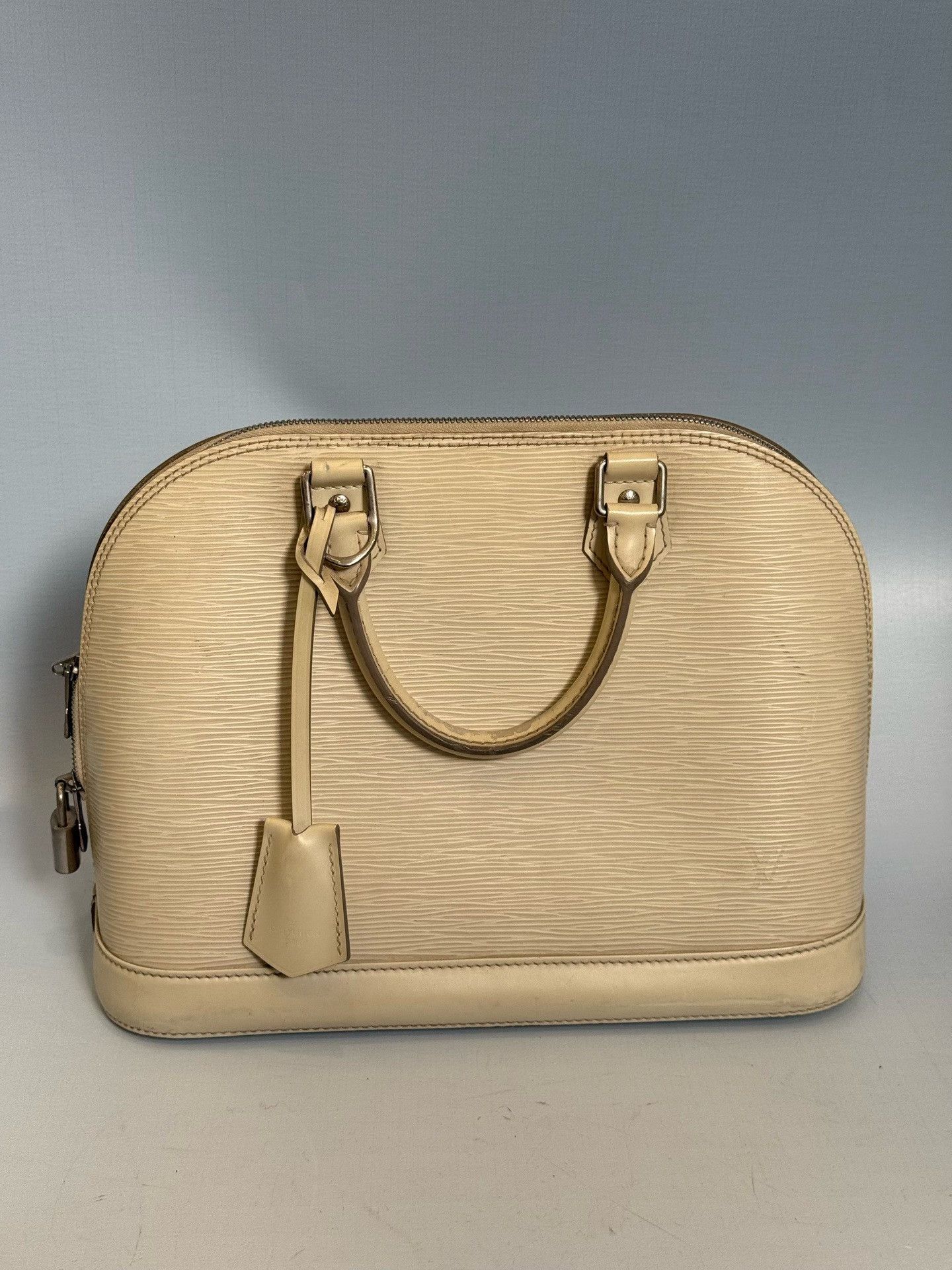 Louis Vuitton Pre-loved Bag Very good condition Size ONE SIZE - 1 Thumbnail