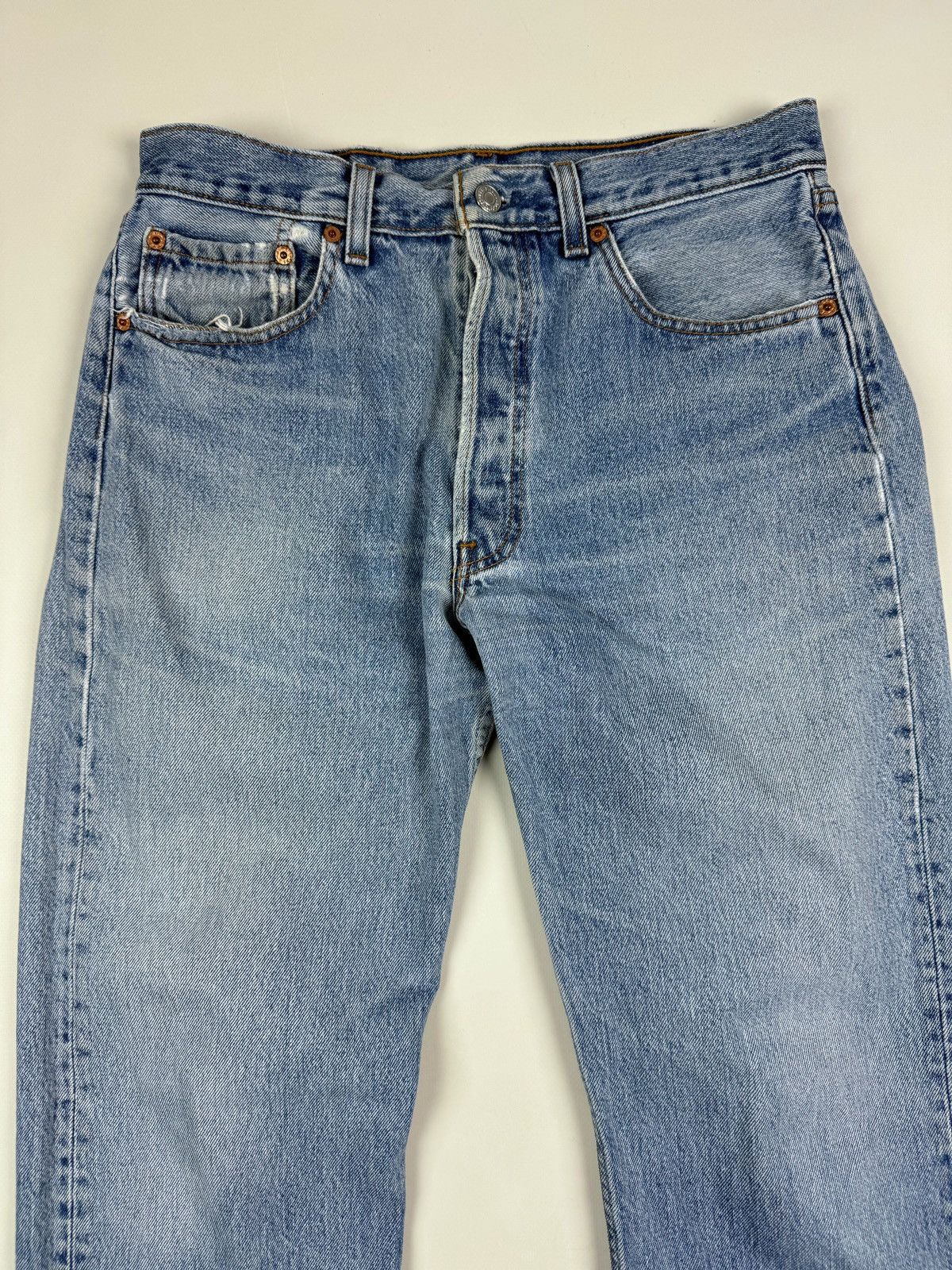 Levi's 90’s Distressed Levi’s 501 Washed Blue Jeans Pants Made USA Size US 32 / EU 48 - 6 Thumbnail