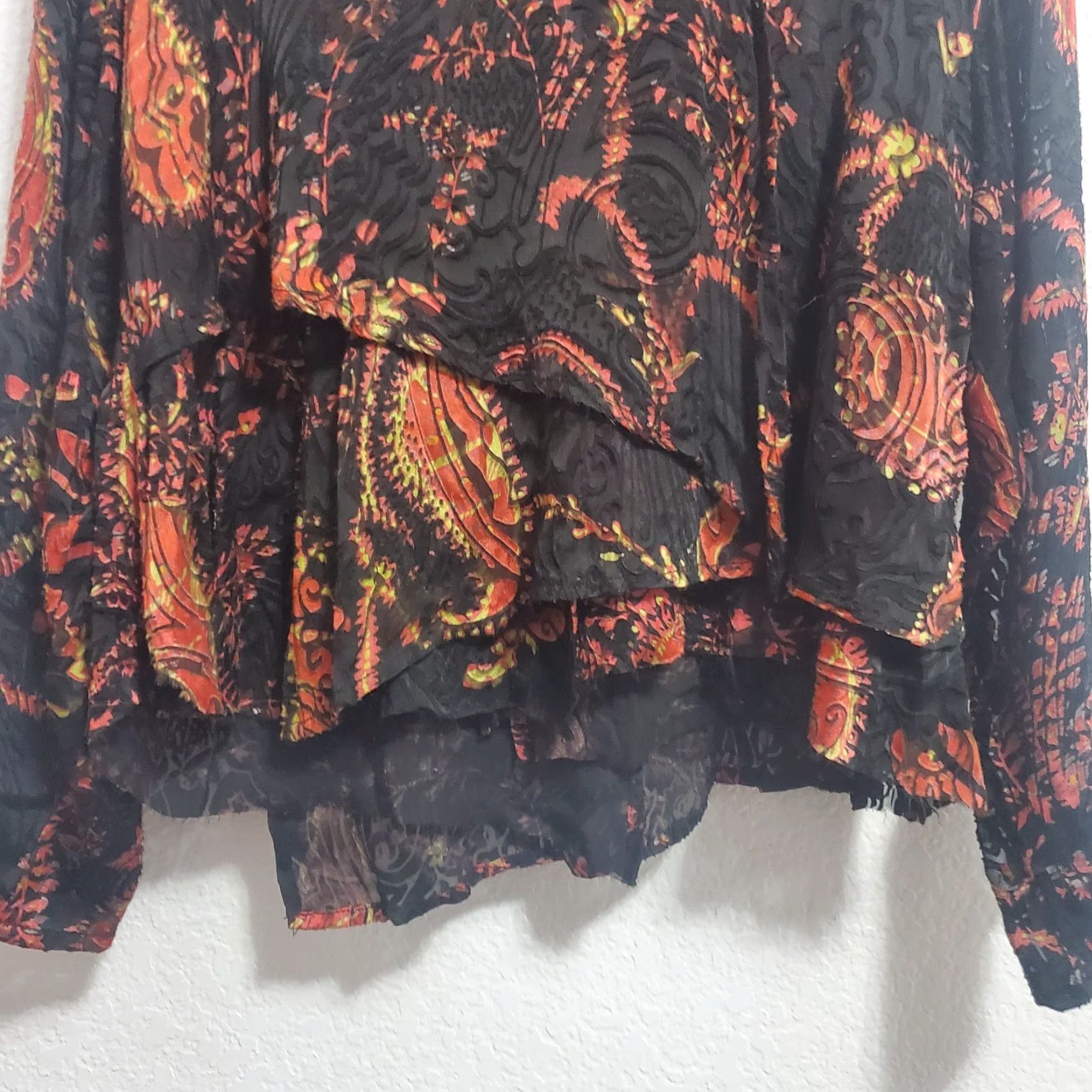 Vintage VINTAGE URU Top Women OS Black Layered Silk Blend Boho Paisley Burnout V-Neck Long Sleeve Boxy Relaxed Fit Pullover Size ONE SIZE - 7 Thumbnail