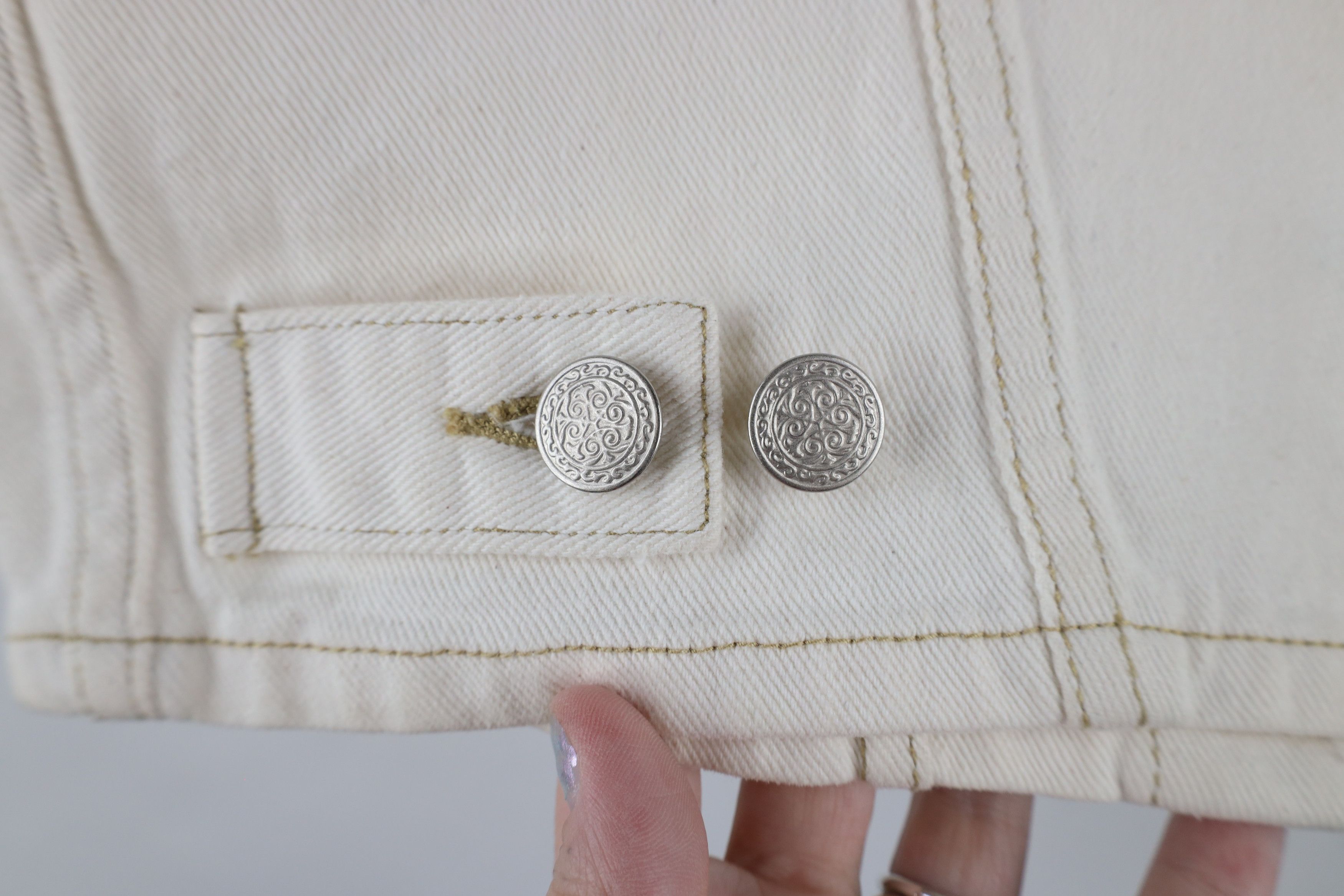 Vintage Vintage 90s Streetwear Wolf Cropped Denim Vest Jacket Size M / US 6-8 / IT 42-44 - 10 Thumbnail