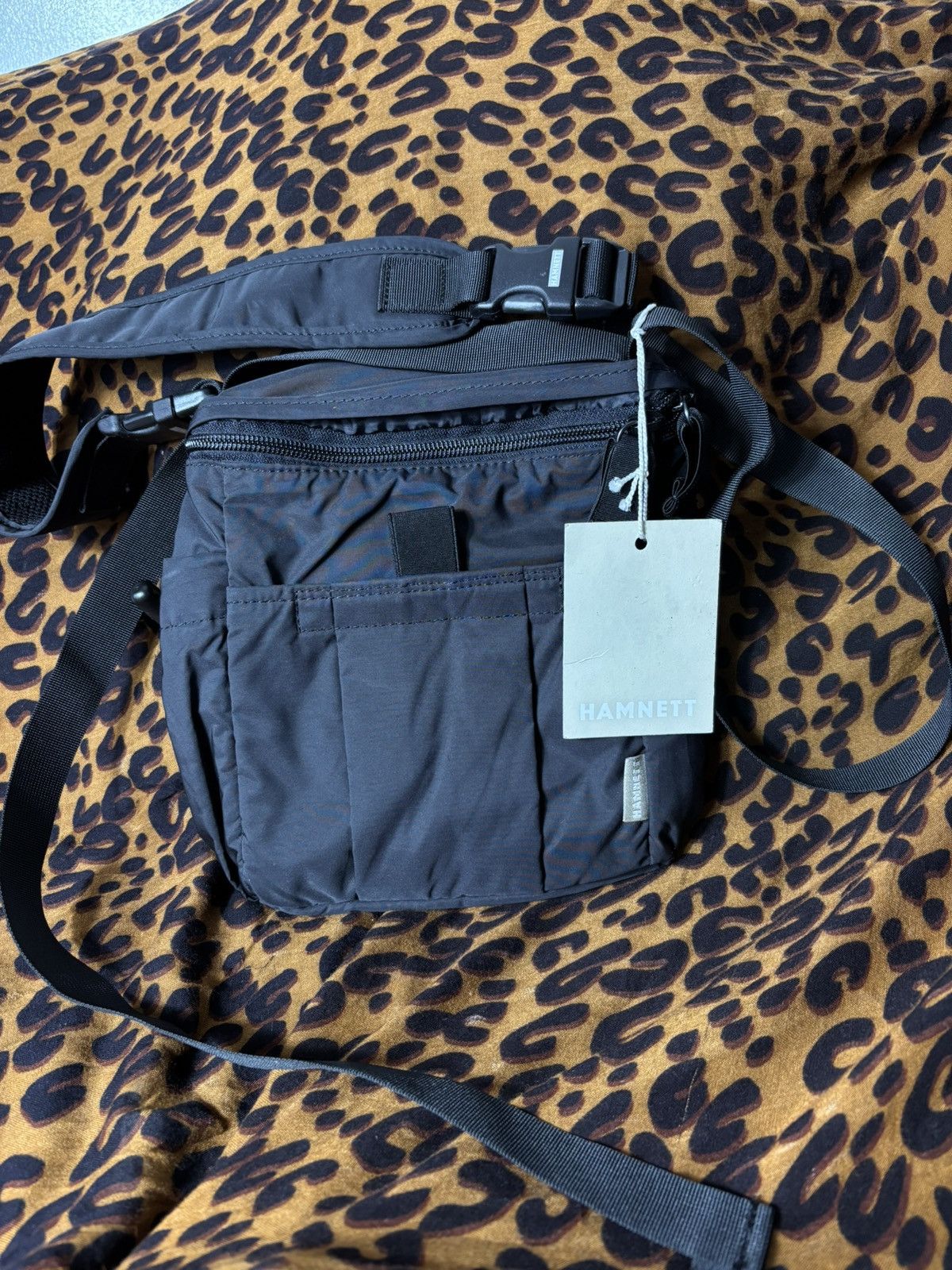 Katharine Hamnett London Katherine Hamnett London x Maruem Japan Sling Bag Size ONE SIZE - 1 Thumbnail