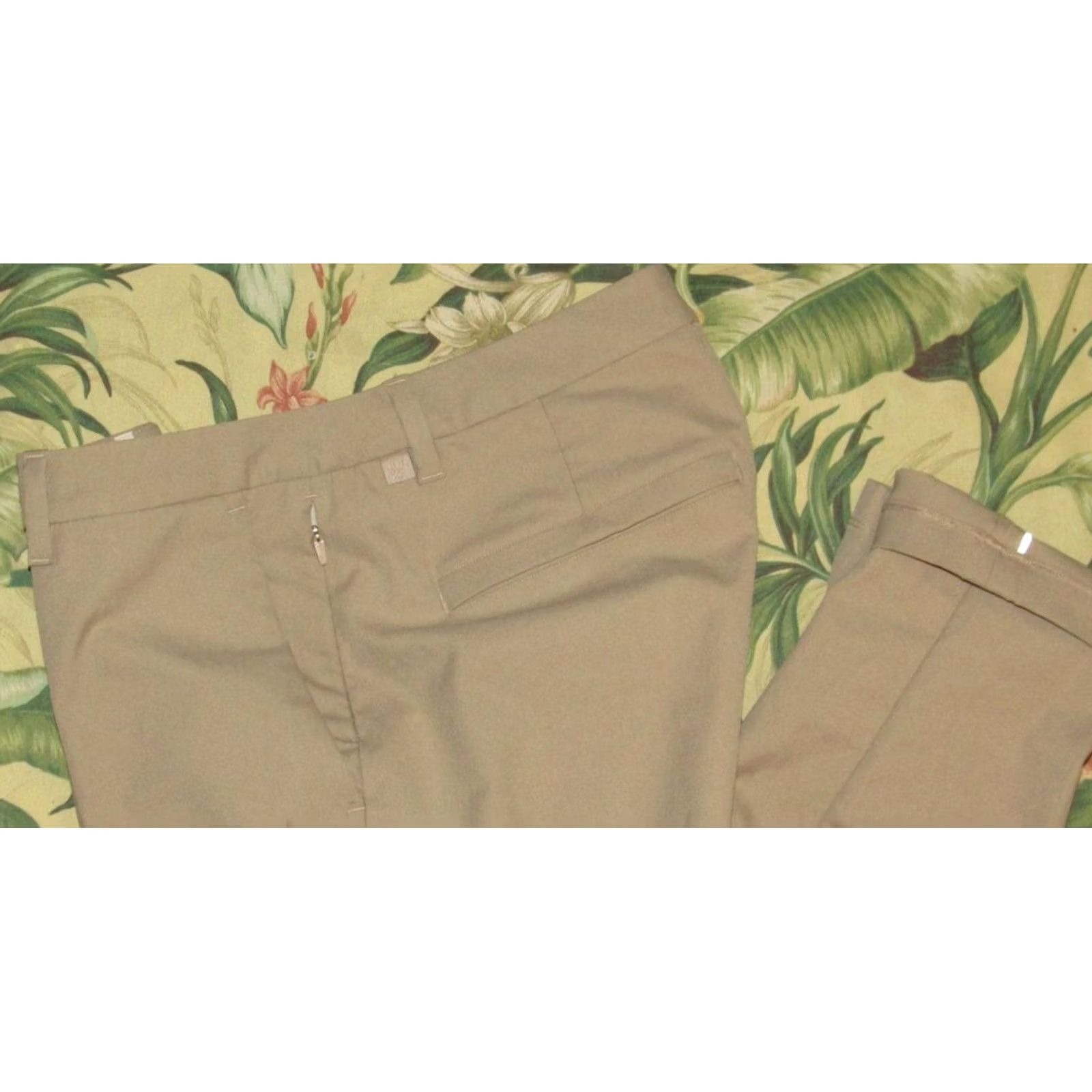 Lululemon LULULEMON Khaki Chino Pants 34 waist 33 inseam ABC Slim Fit Smooth Twill Trouser Mens Size US 34 / EU 50 - 2 Thumbnail