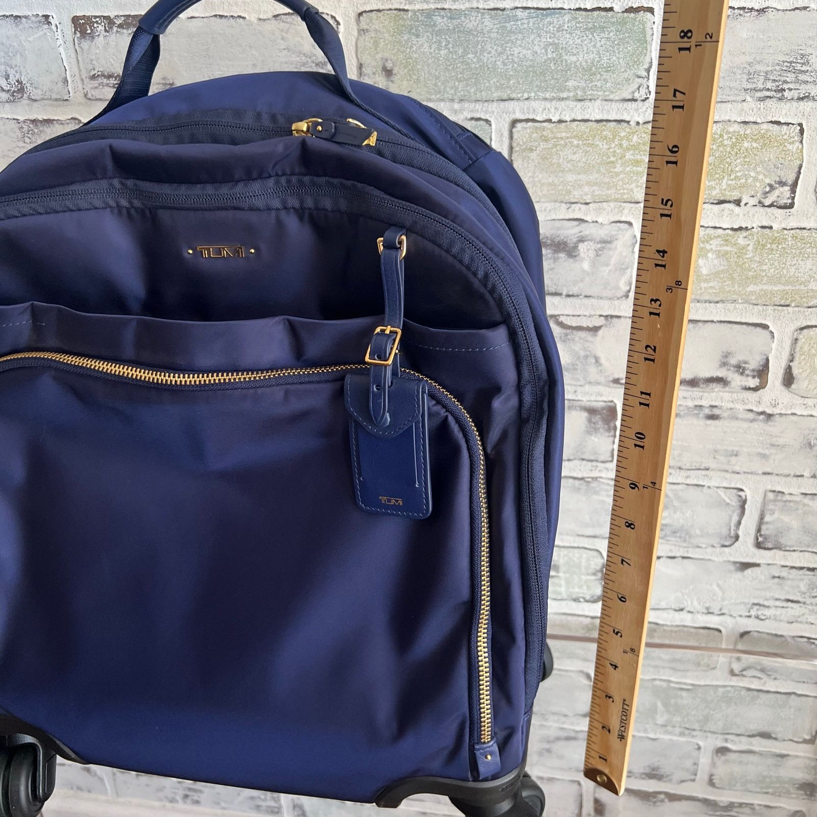 Tumi Tumi Oslo Voyageur Blue Compact Carry Spinner Suitcase Size ONE SIZE - 17 Thumbnail