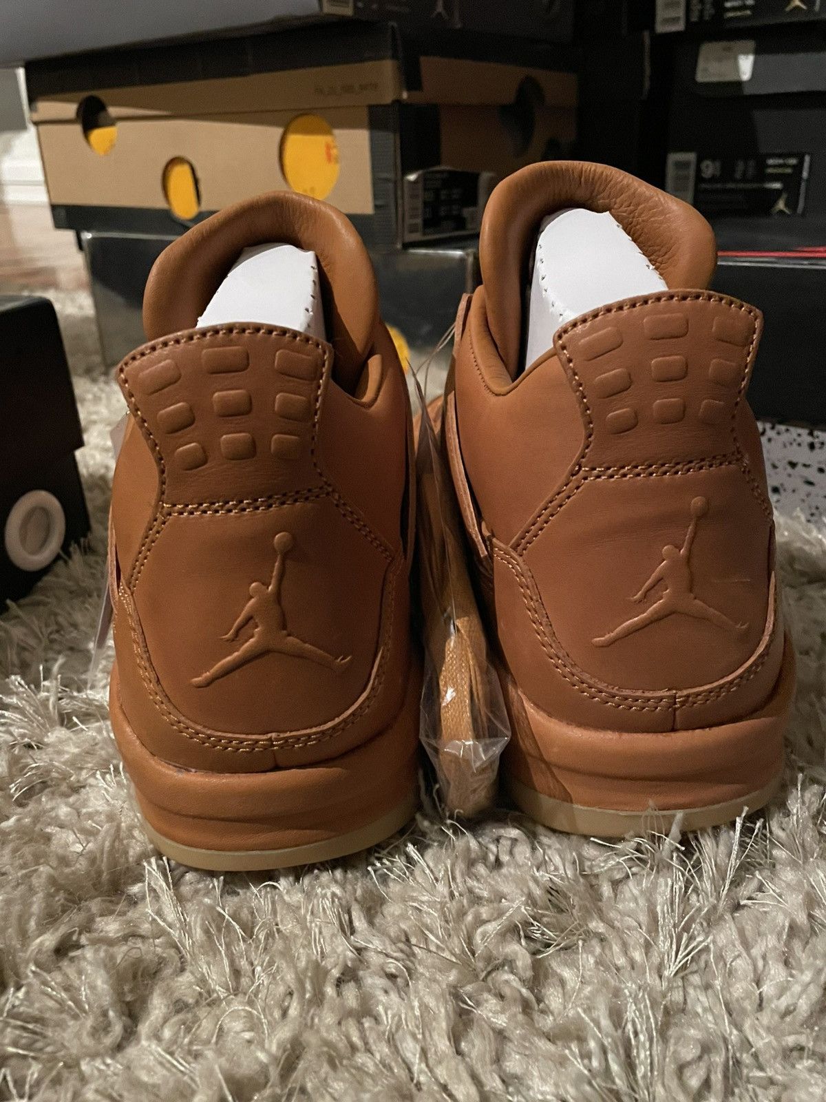 Jordan Brand Jordan 4 Premium Wheat Size US 10 / EU 43 - 6 Thumbnail