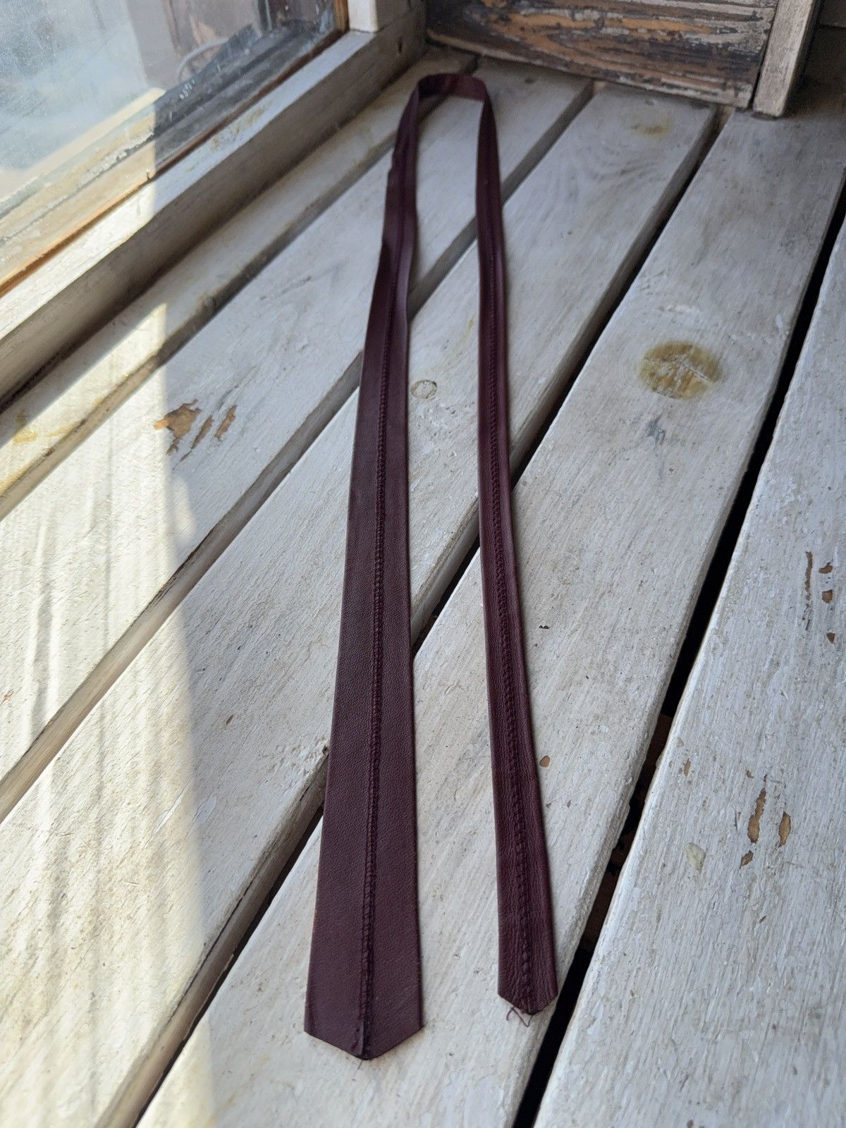 Genuine Leather Retro Vintage Burgundy Leather Tie 90s Western Biker Style Size ONE SIZE - 6 Thumbnail