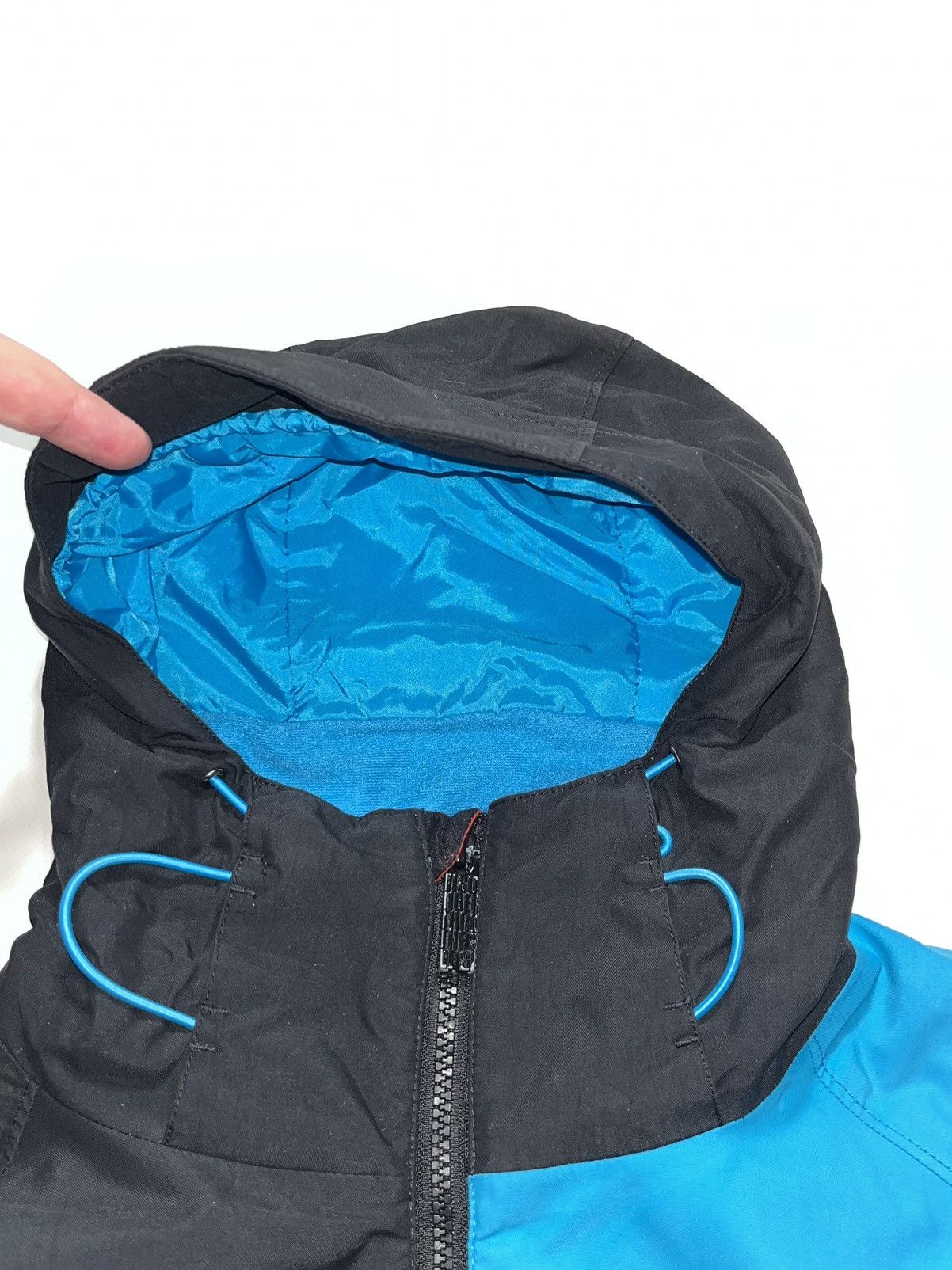 Burton Rare Nitro Snowboarding jacket very functional Size M Size US M / EU 48-50 / 2 - 16 Thumbnail