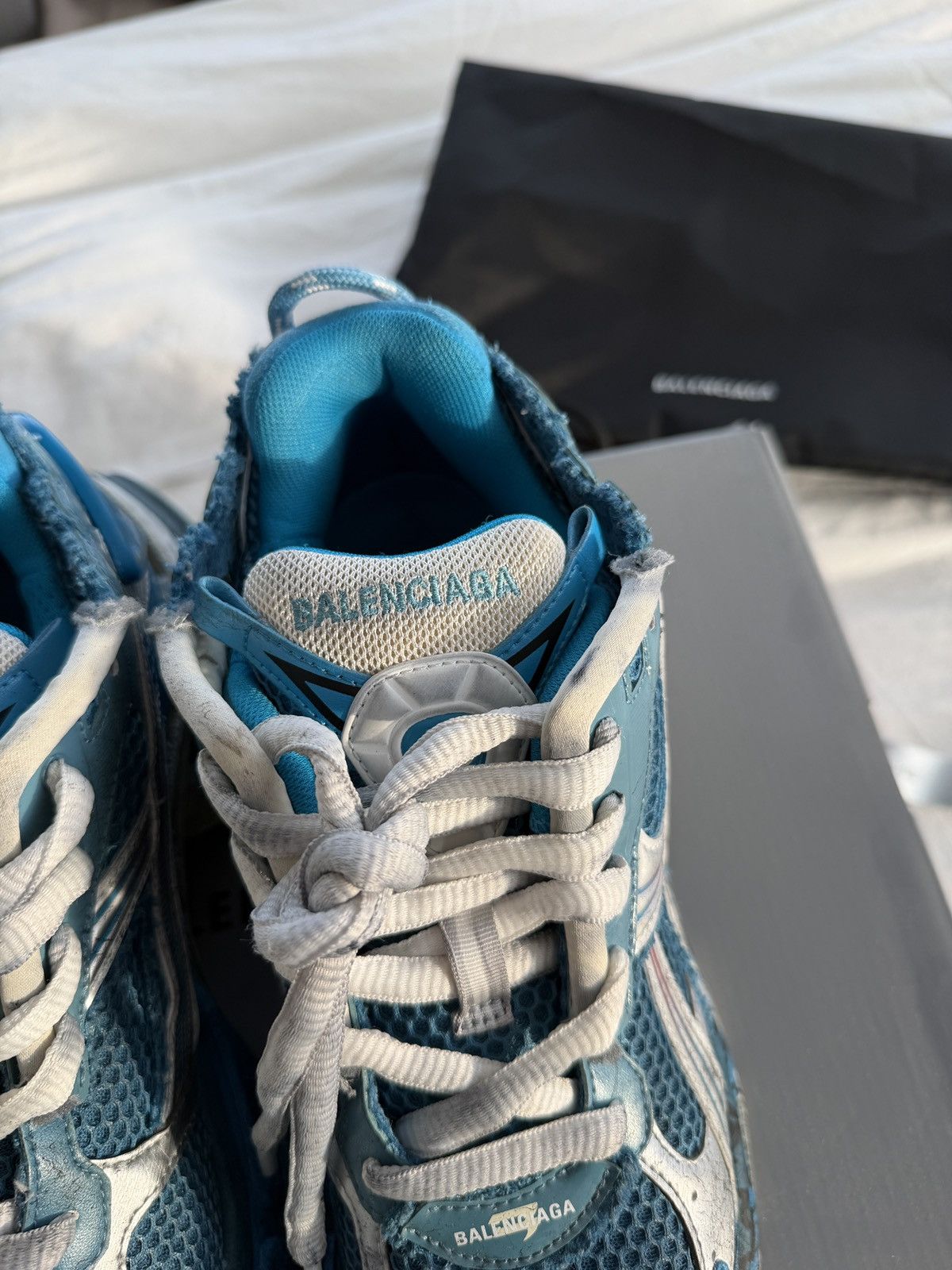 Balenciaga Balenciaga Runner Marathon Blue/Silver Size US 9 / EU 42 - 4 Thumbnail