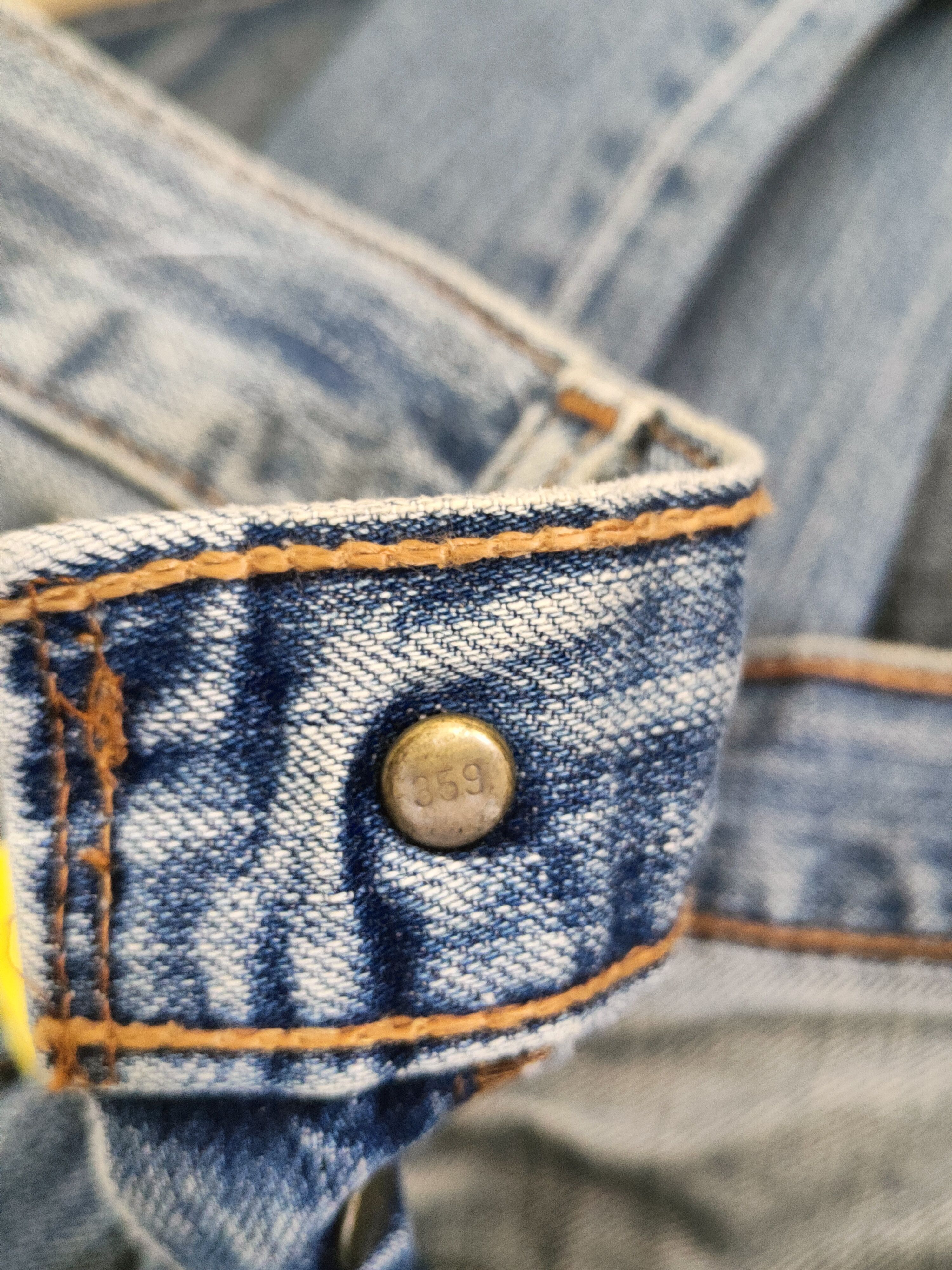 Levi's 501 Levi's Blue Distressed Ripped Jeans #S2855 Size US 31 - 18 Thumbnail