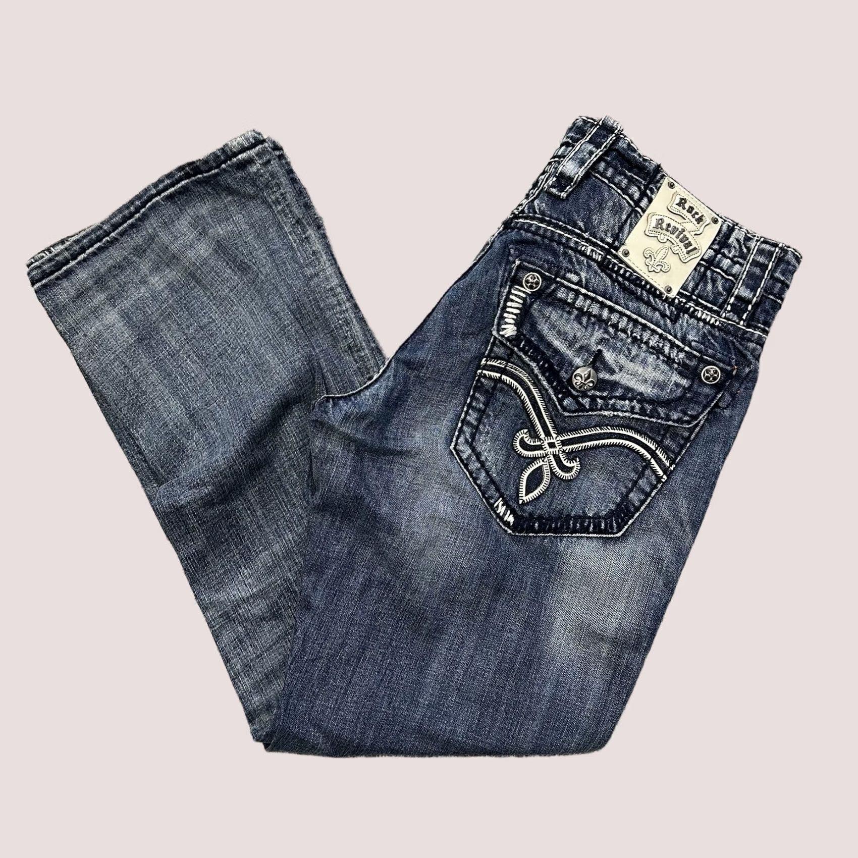 Vintage Nike Rock Revival Jeans Rock Mens 34x31 Aiden Relaxed Straight Denim Blue 5-Pocket Plain Solid 90s Theme Mens Size US 34 / EU 50 - 1 Thumbnail