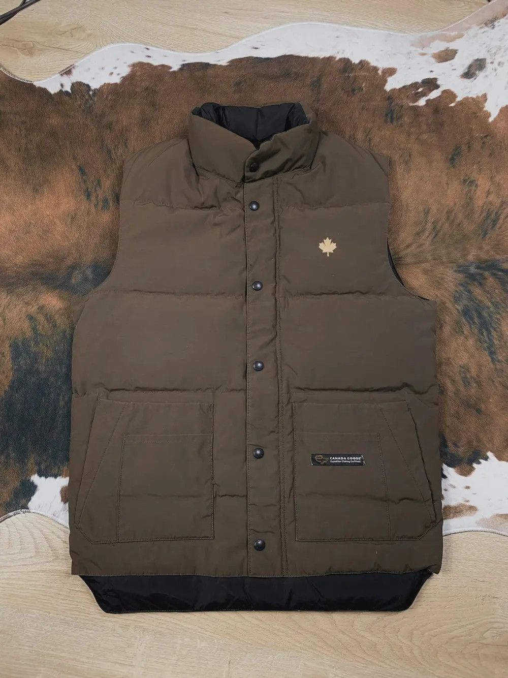 Canada Goose Vintage 00s Canada Goose Brown Down Puffer Vest Jacket Size US S / EU 44-46 / 1 - 2 Thumbnail