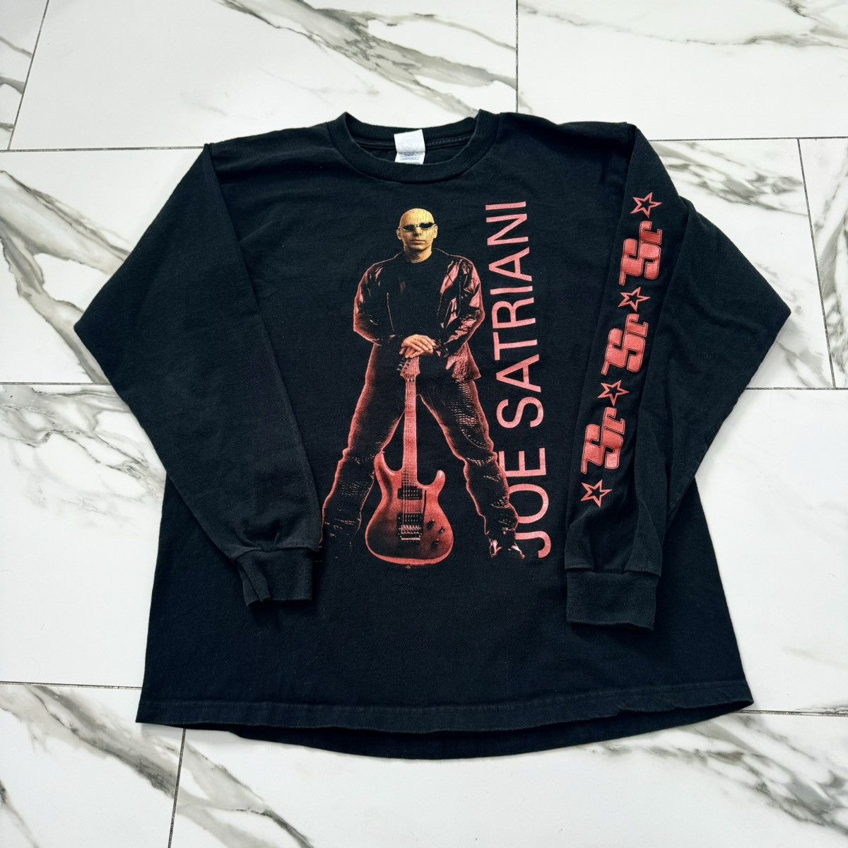Band Tees VINTAGE 90s JOE SATRIANA TOUR TEE! Size US L / EU 52-54 / 3 - 1 Thumbnail