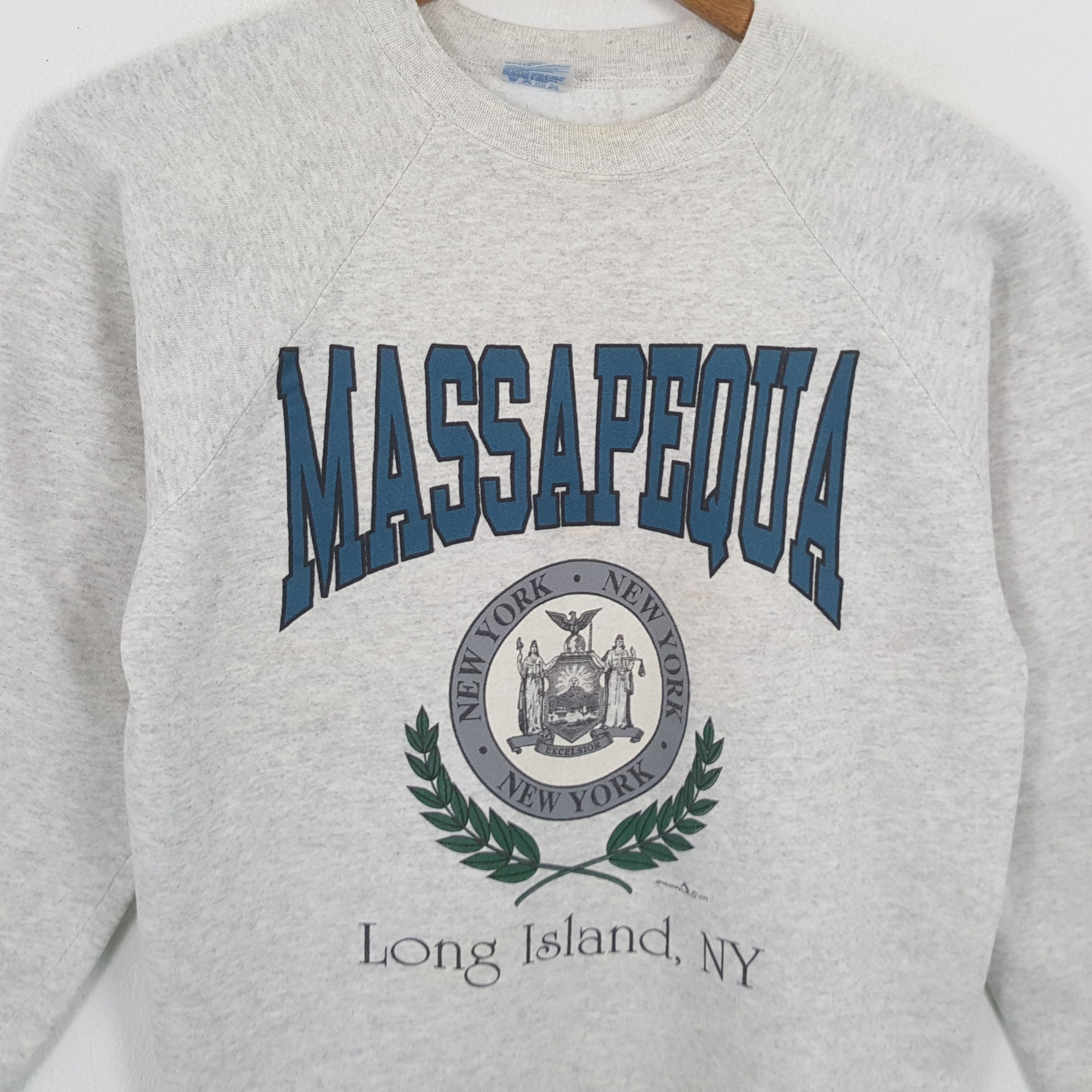 Vintage Vintage MASSAPEQUA NEW YORK American City Promo Sweatshirts Size US L / EU 52-54 / 3 - 2 Thumbnail