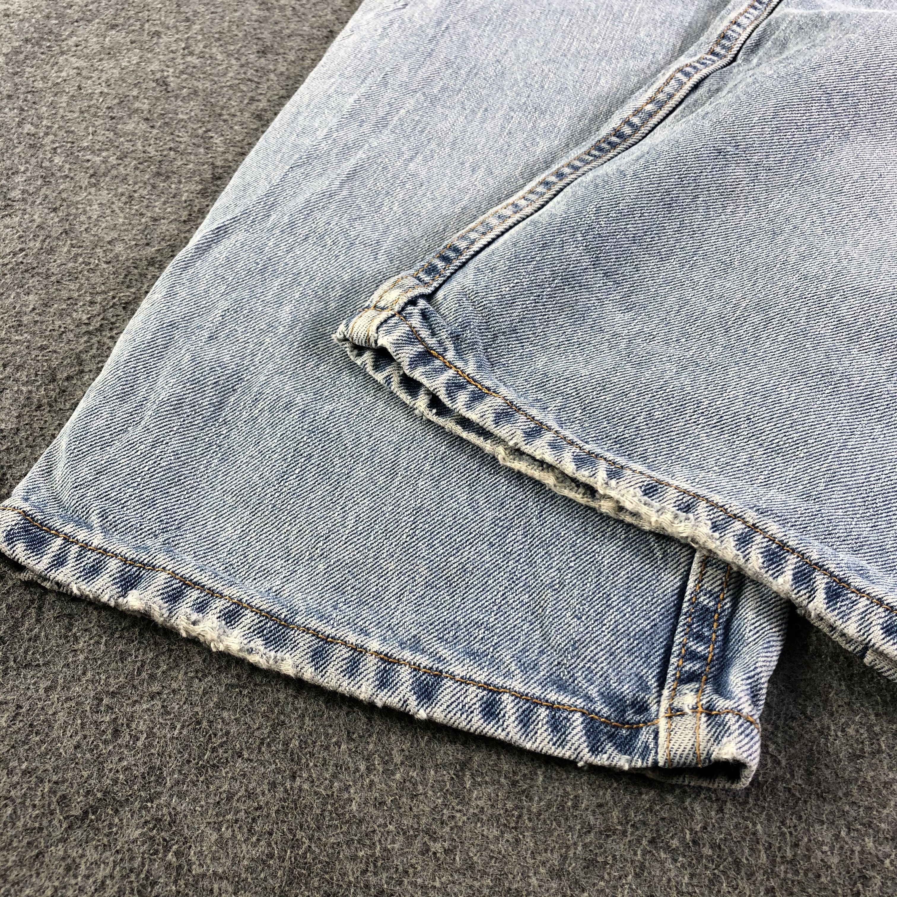 Levi's Vintage Light Wash Levis 505 Jeans-J3009 Size US 35 - 6 Thumbnail