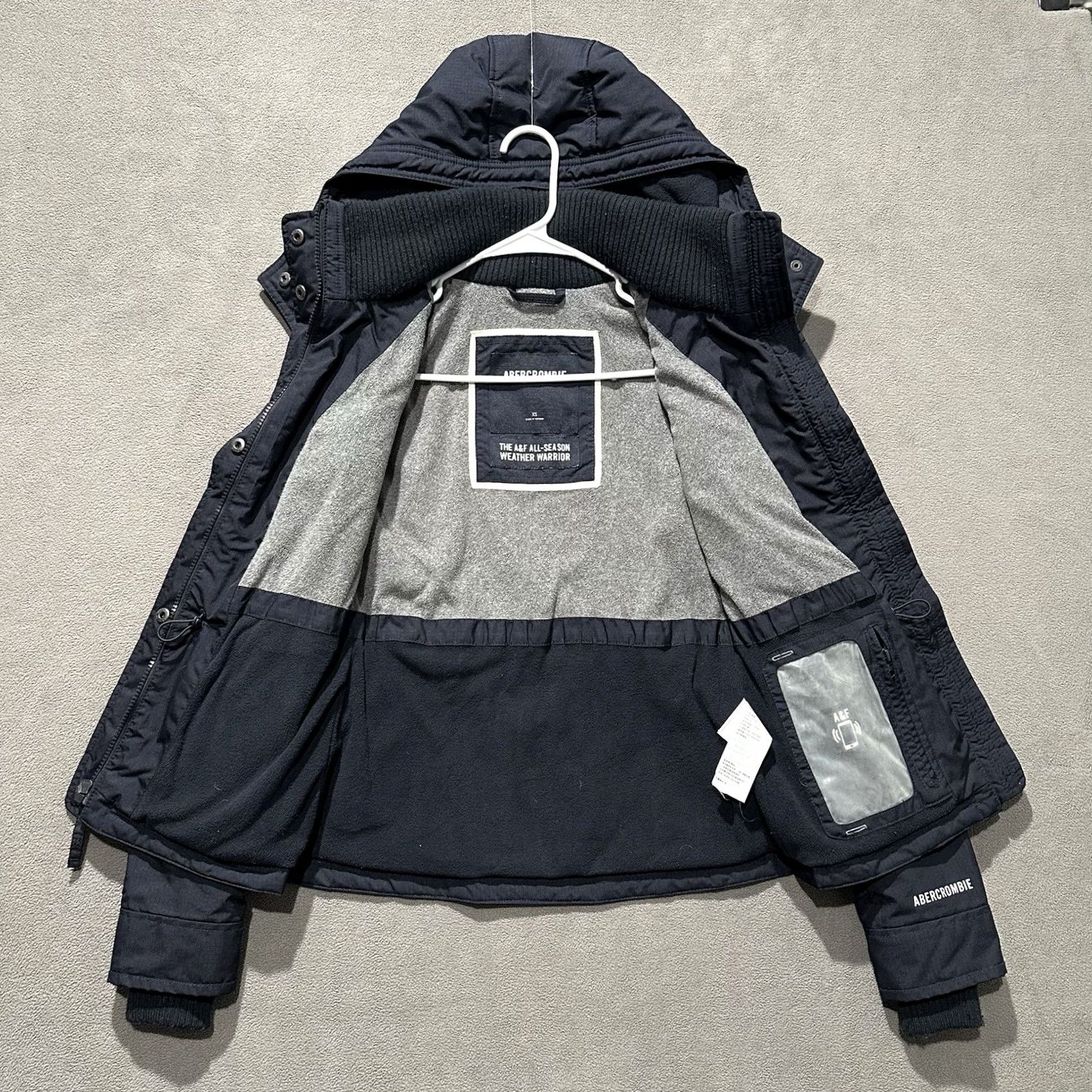Abercrombie & Fitch Abercrombie & Fitch All‑Season Weather Warrior Jacket Womens XS Navy Blue EUC Size XS / US 0-2 / IT 36-38 - 3 Thumbnail