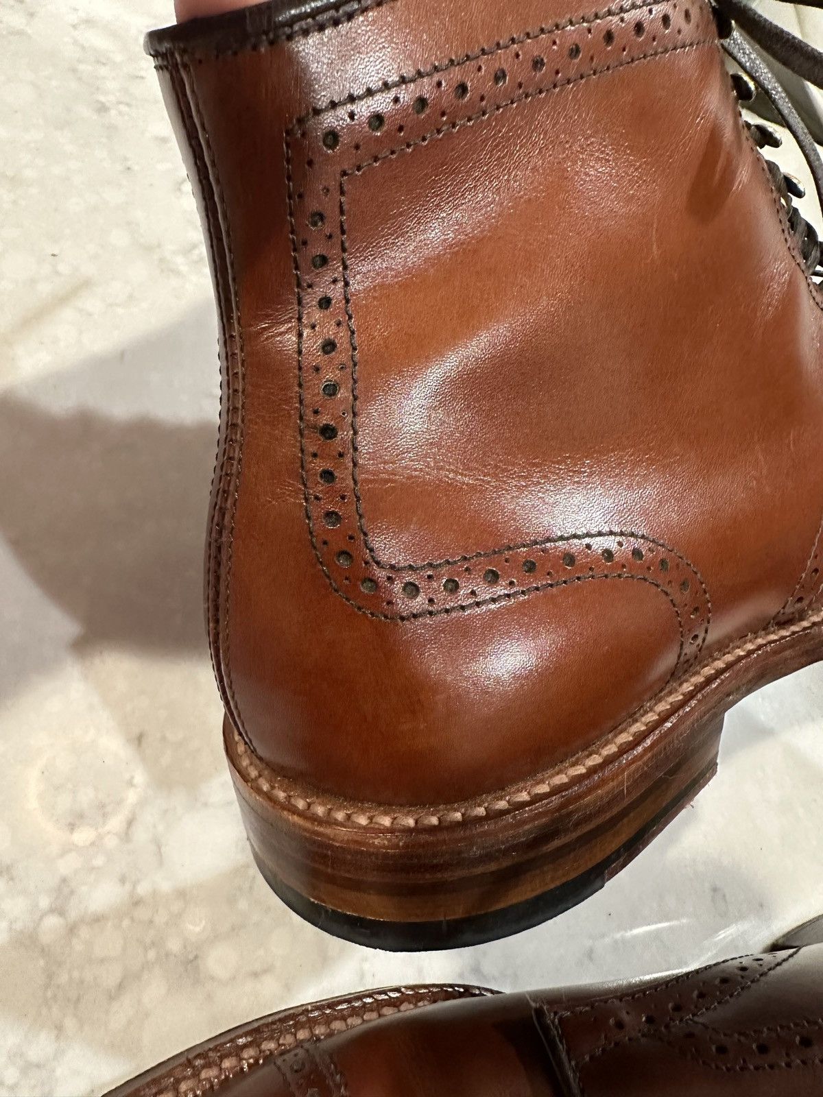 Alden Alden D8837H Walnut Calfskin Medallion Cap Toe Boot Size US 11 / EU 44 - 7 Thumbnail